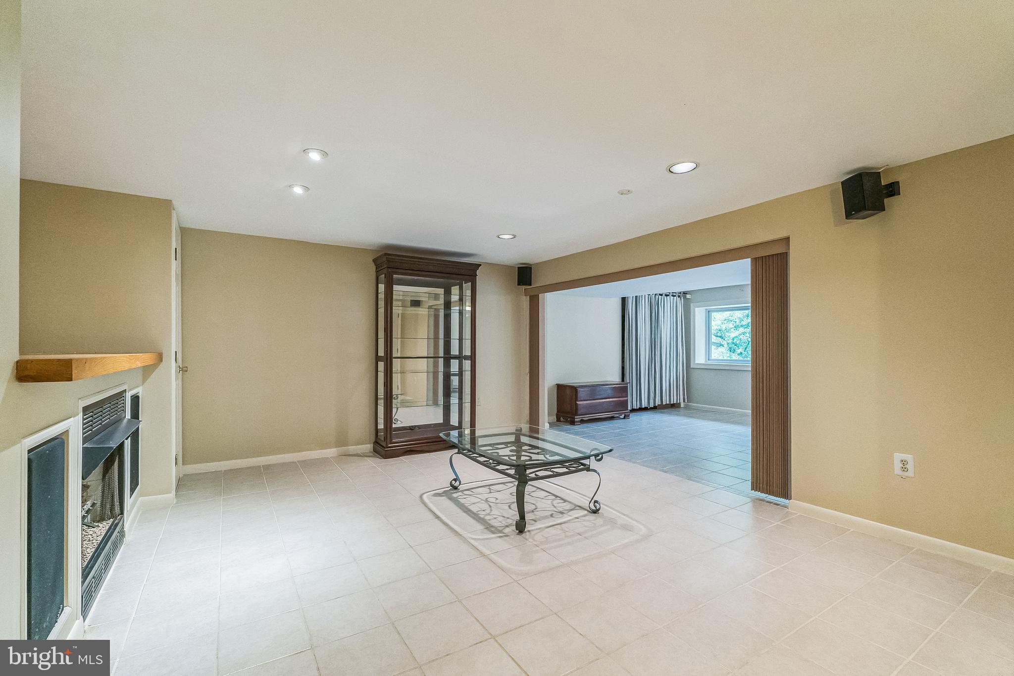 NORRISTOWN - Residential