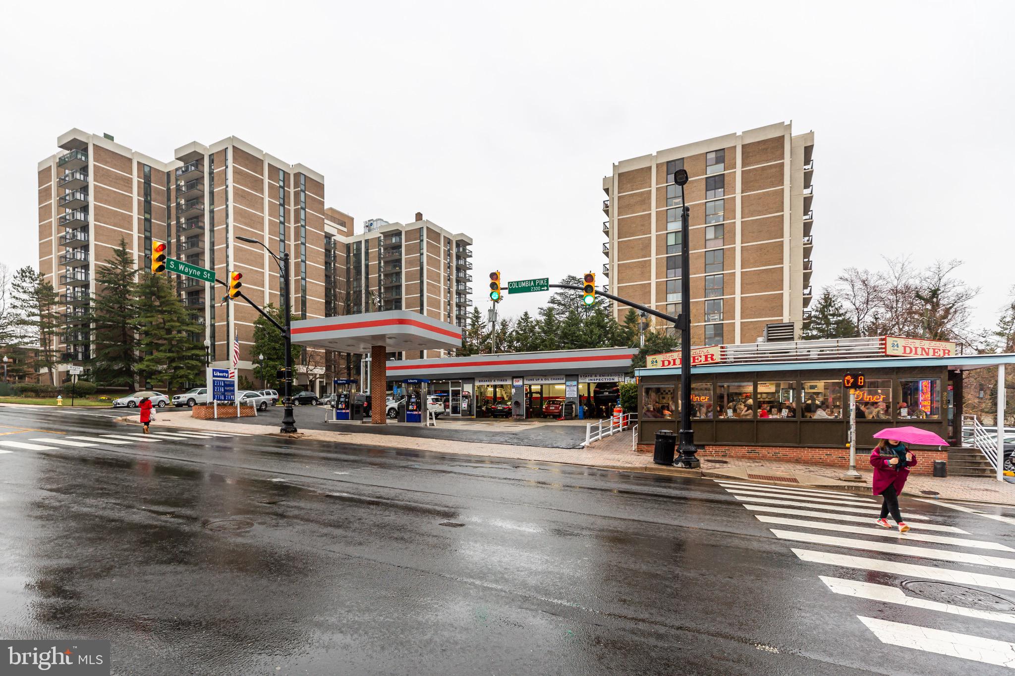 ADAMS HOUSE - Residential