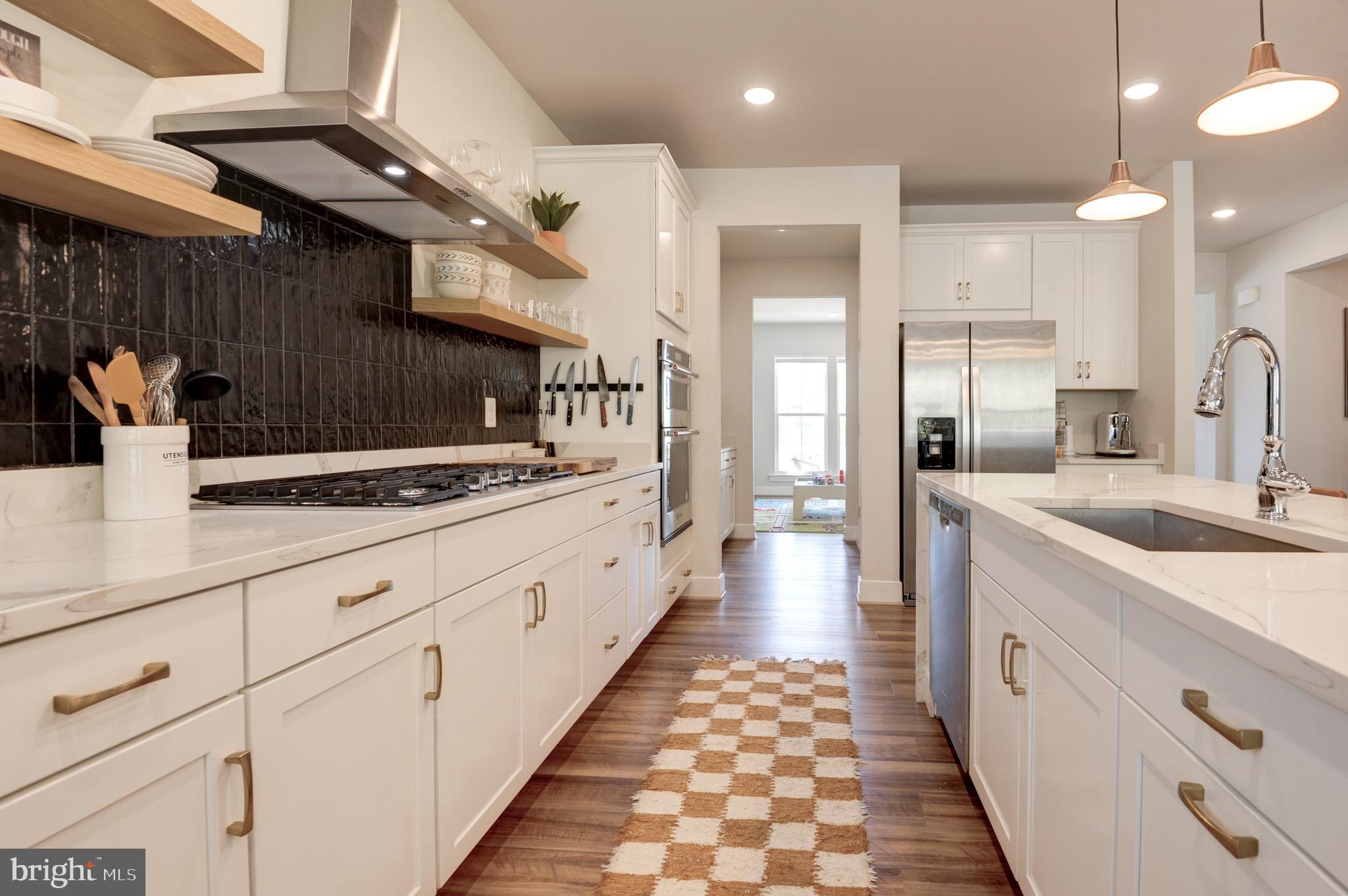 POTOMAC SHORES - Residential Lease