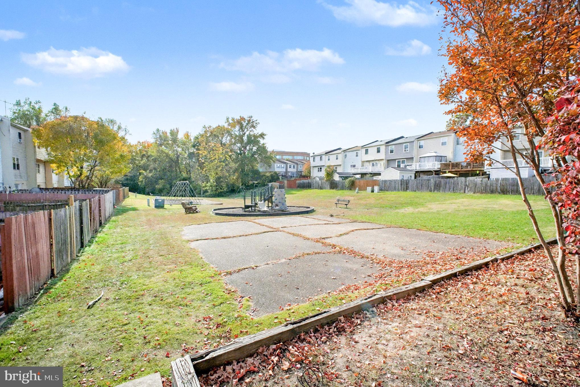 STAFFORDBOROUGH TOWNHOUSES - Residential