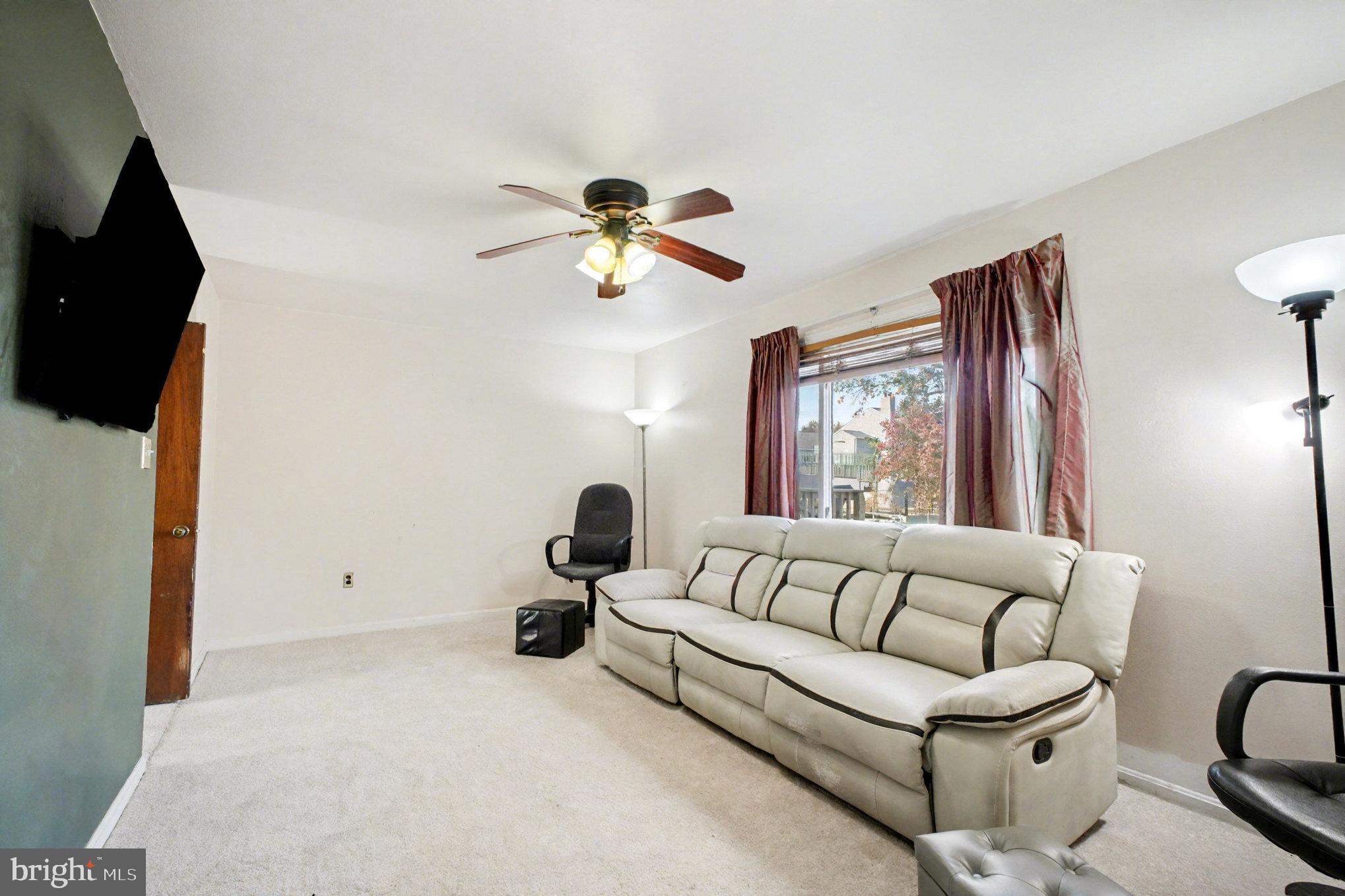 STAFFORDBOROUGH TOWNHOUSES - Residential