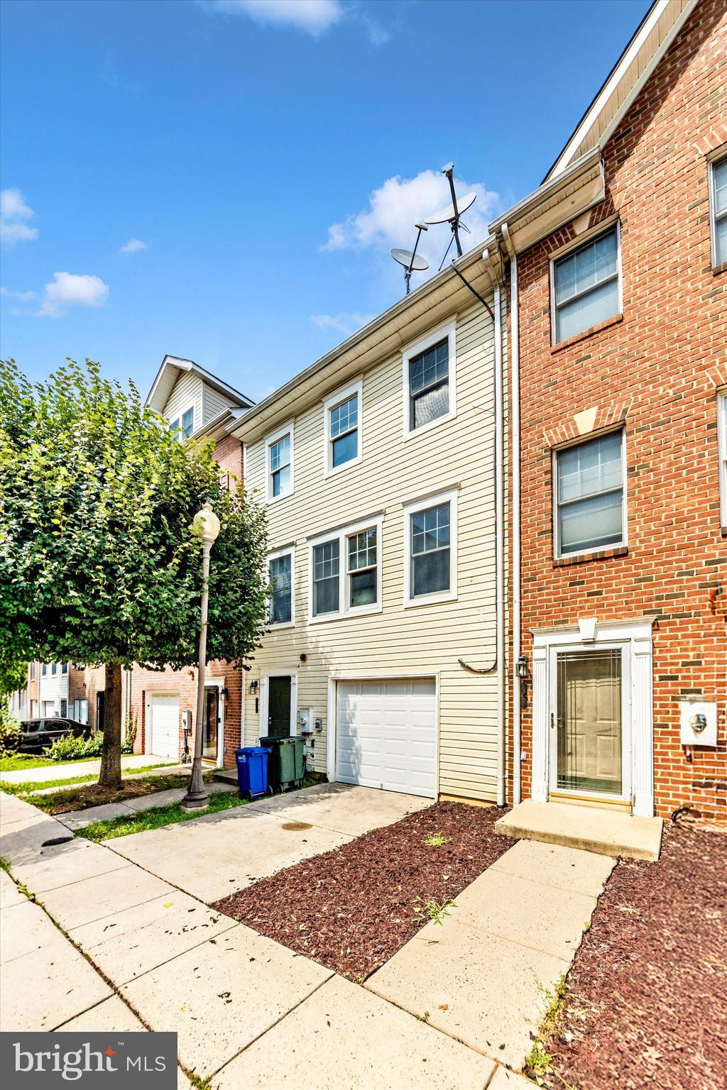 843 MARJORIE COURT SE