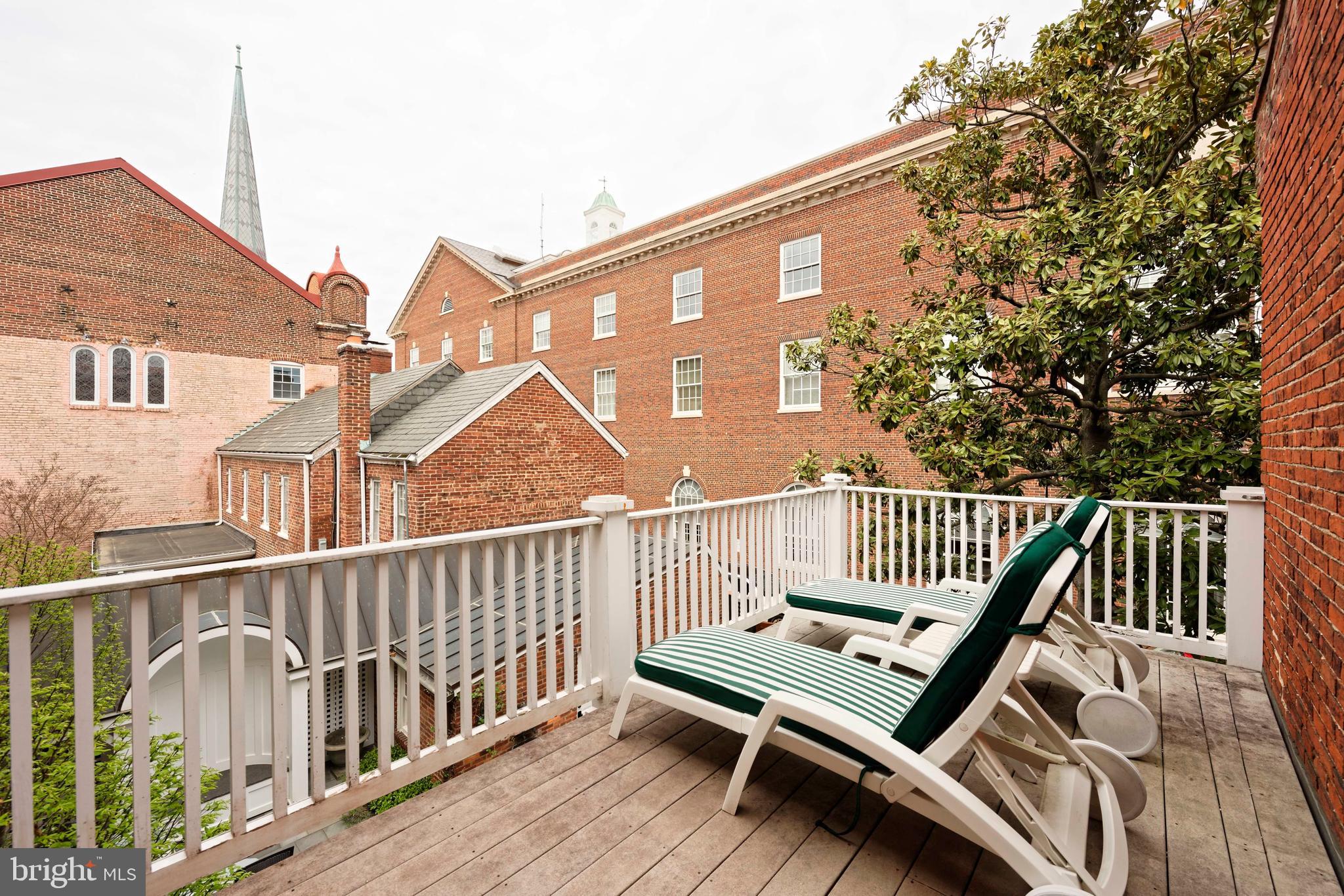 OLD TOWN - Residential