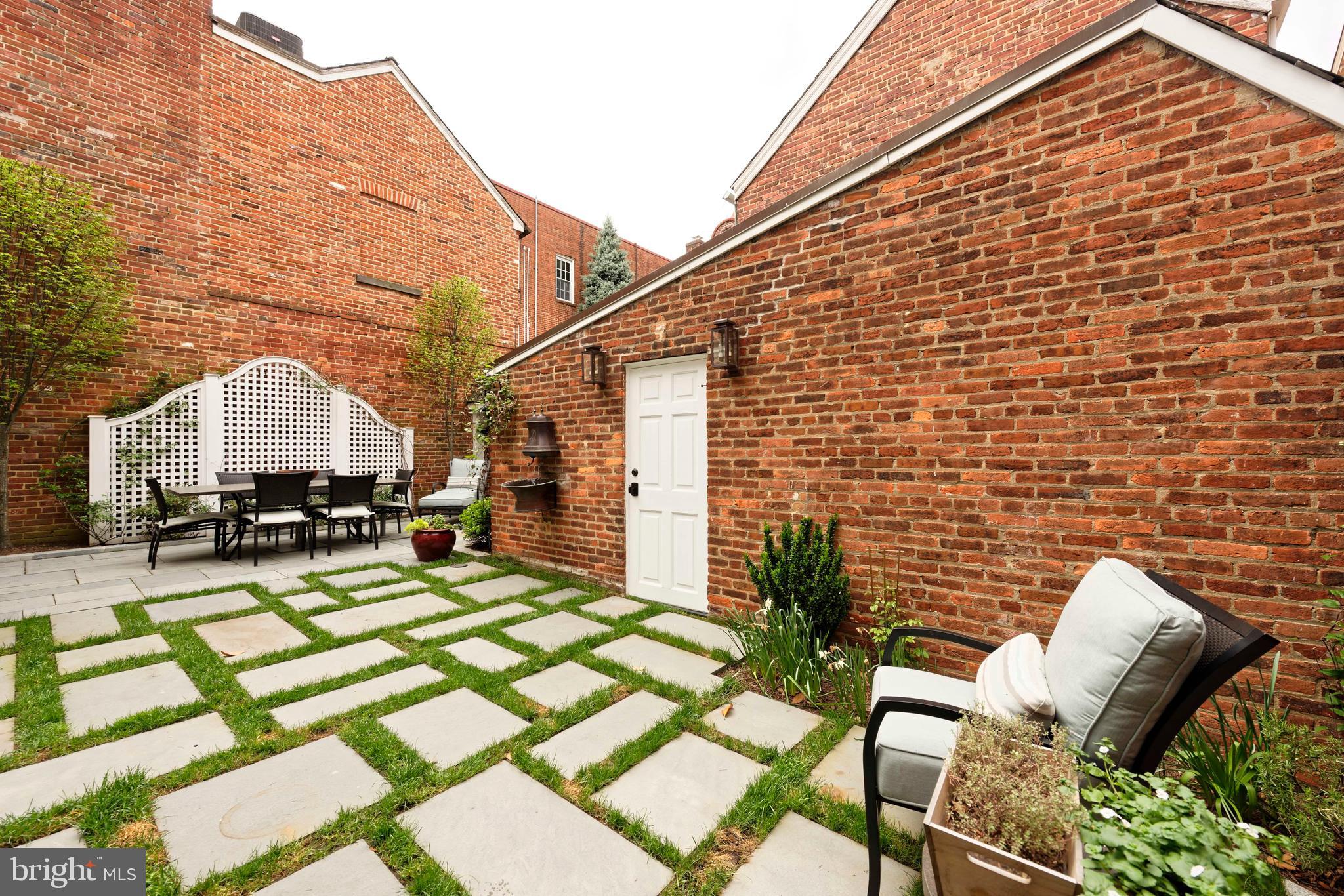 OLD TOWN - Residential