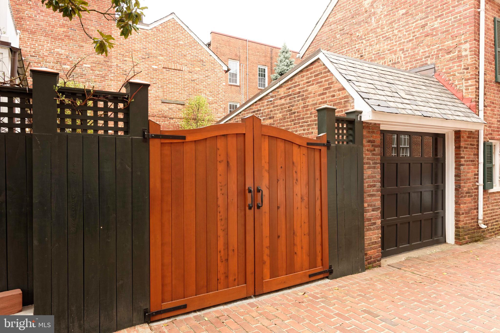 OLD TOWN - Residential