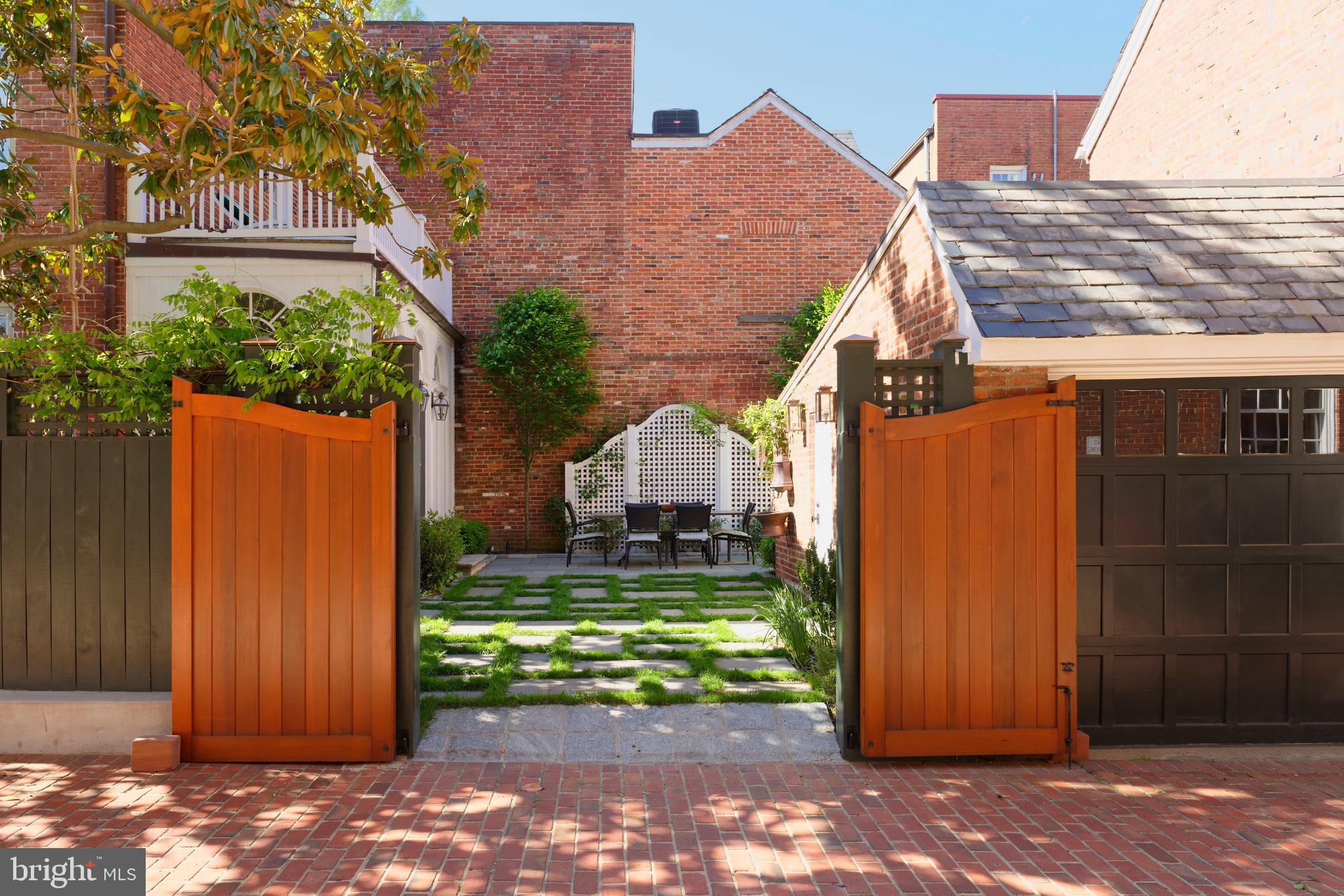 OLD TOWN - Residential