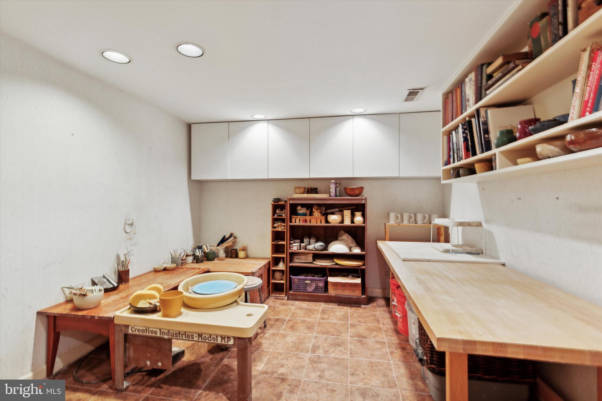 VALLEY FORGE ESTS - Residential