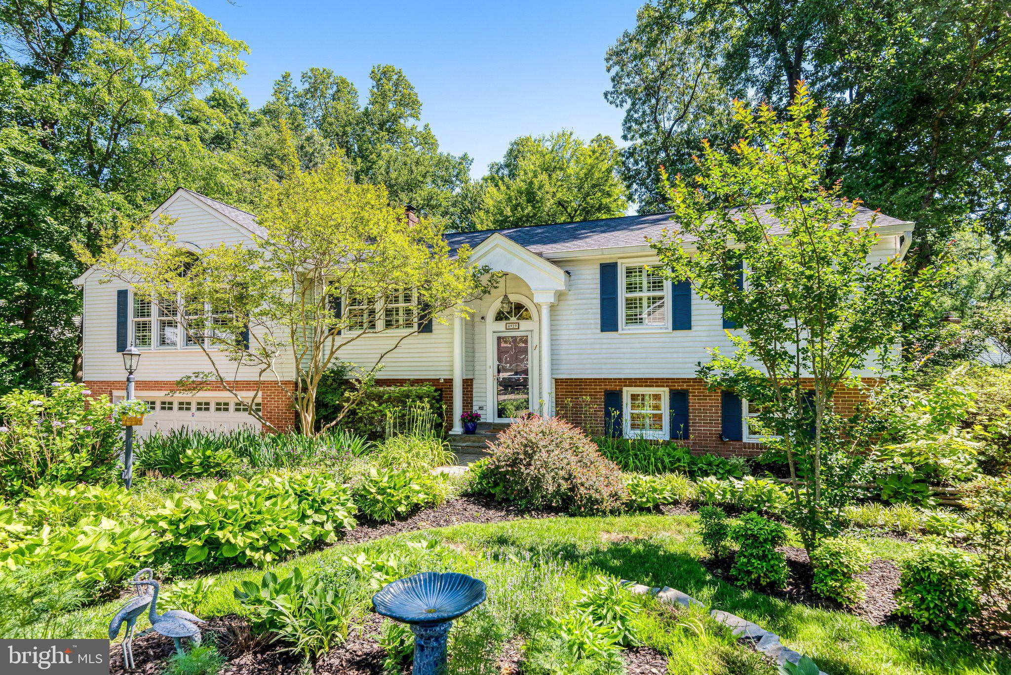 4929 BEXLEY LANE