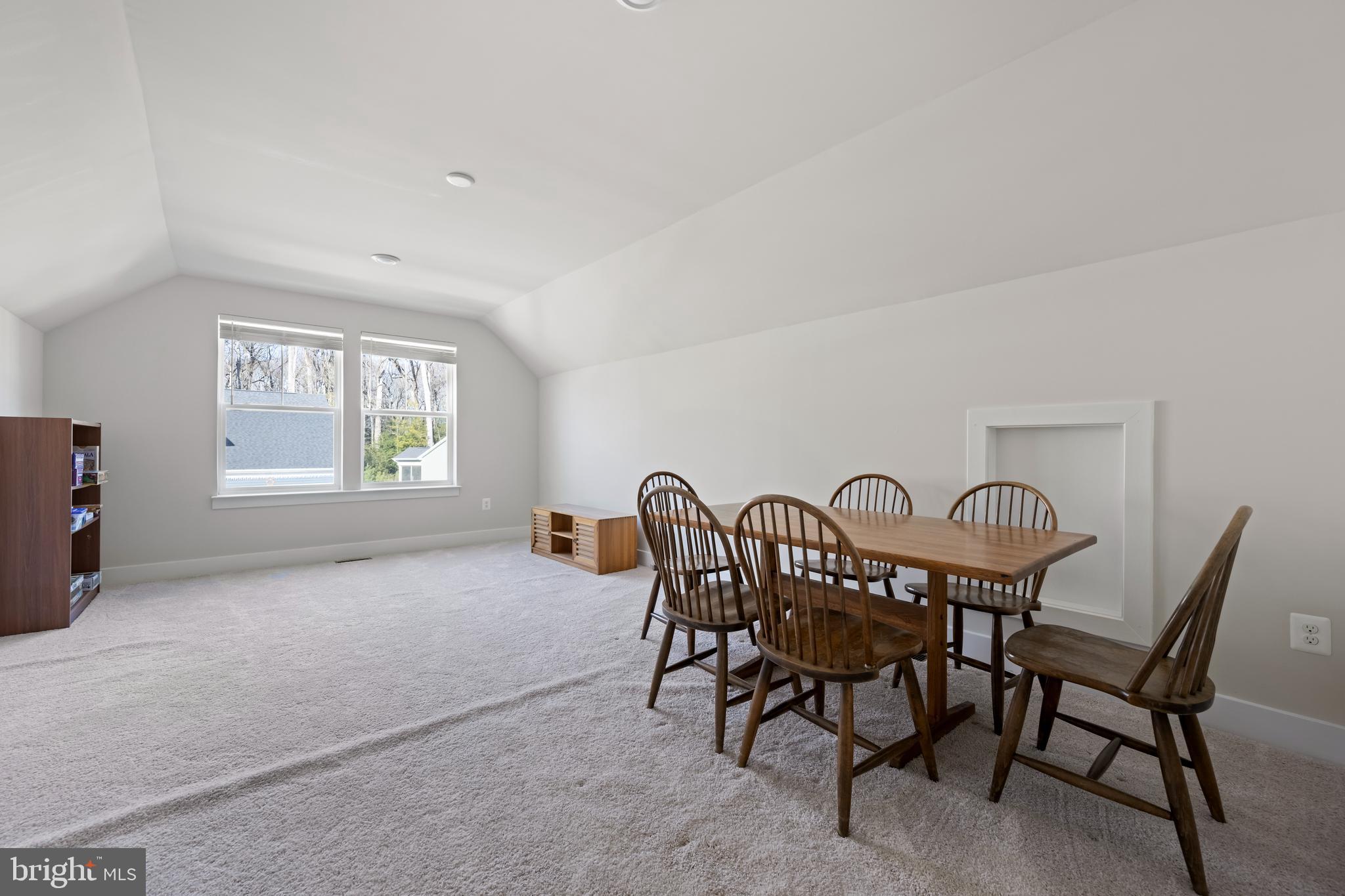 CHASE OAKS - Residential