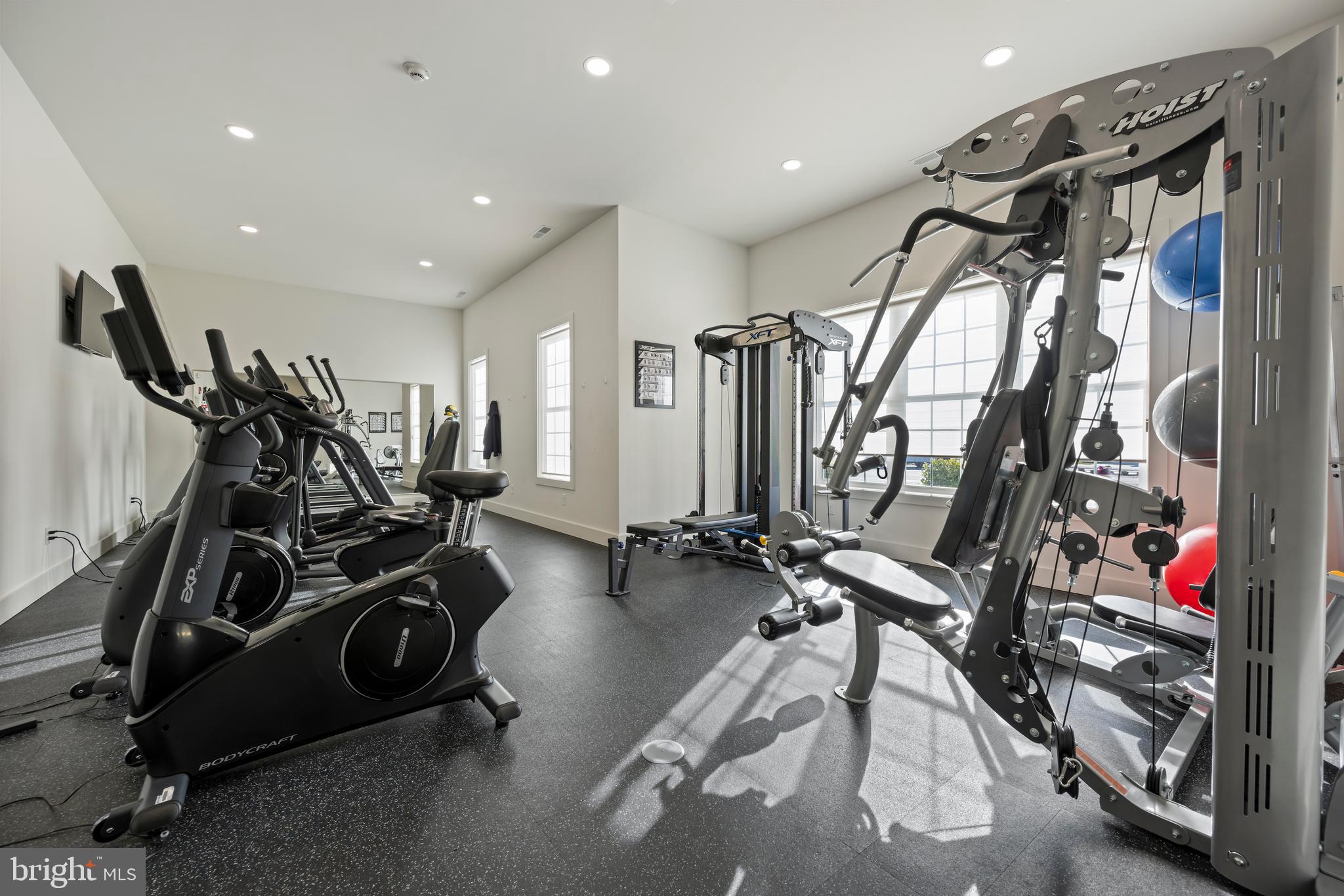 CHASE OAKS - Residential