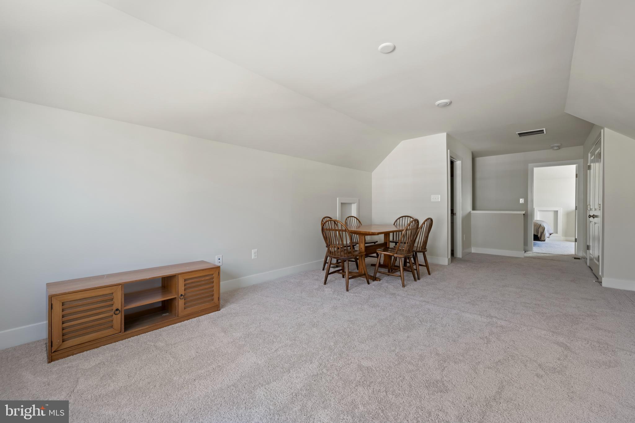 CHASE OAKS - Residential