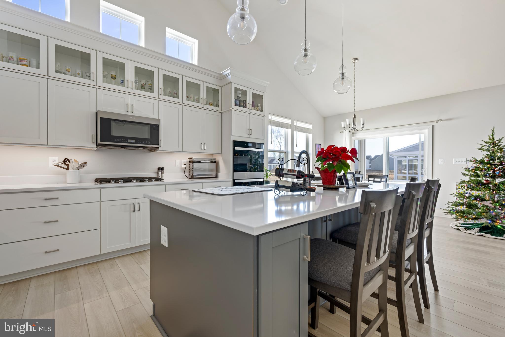 CHASE OAKS - Residential