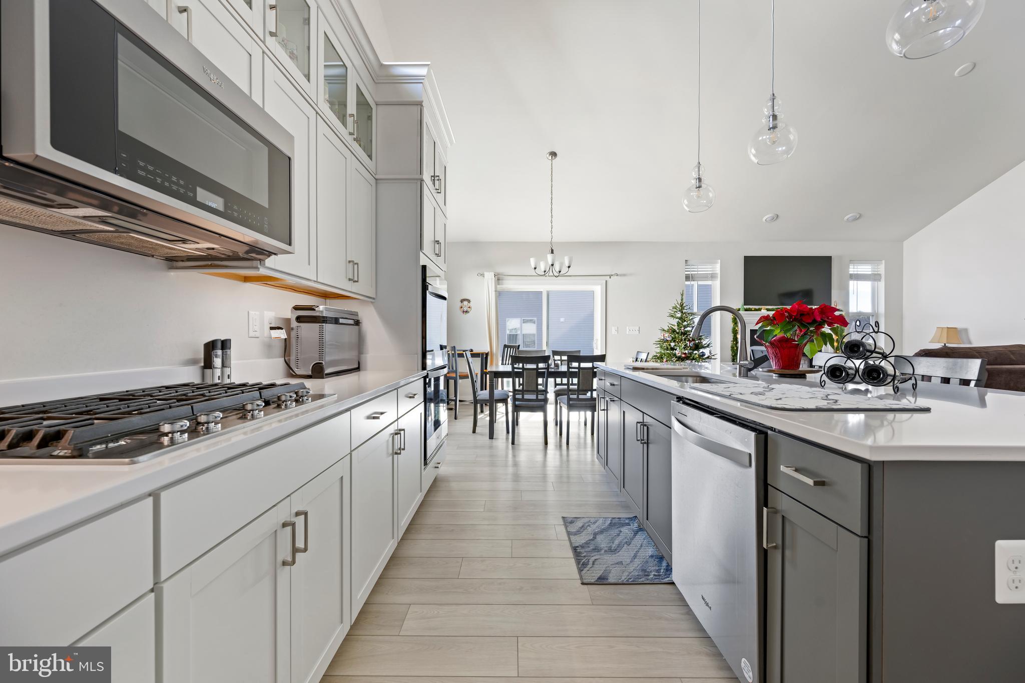 CHASE OAKS - Residential