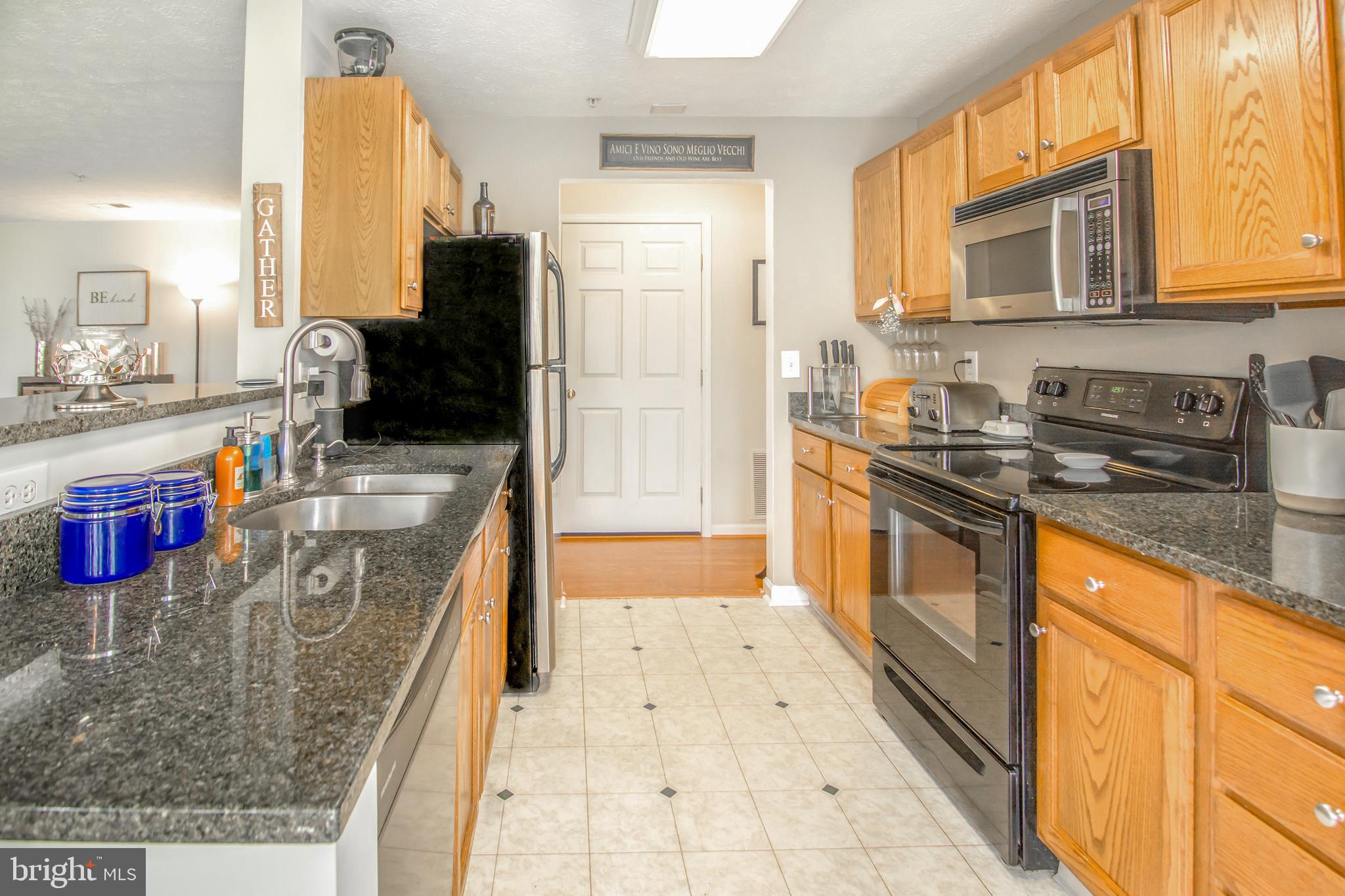 PINEY ORCHARD - Residential Lease