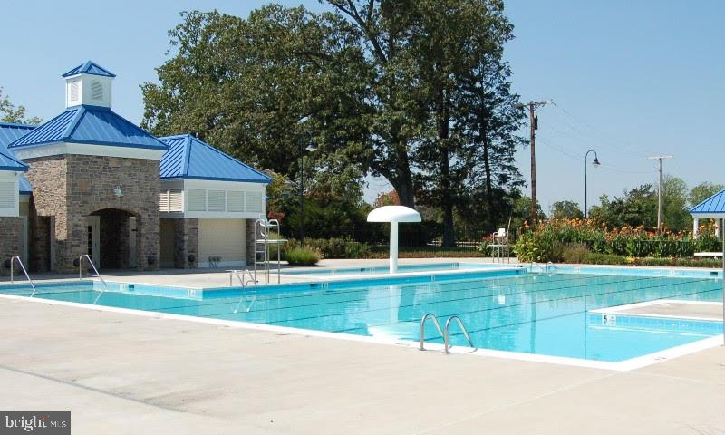 PINEY ORCHARD - Residential Lease