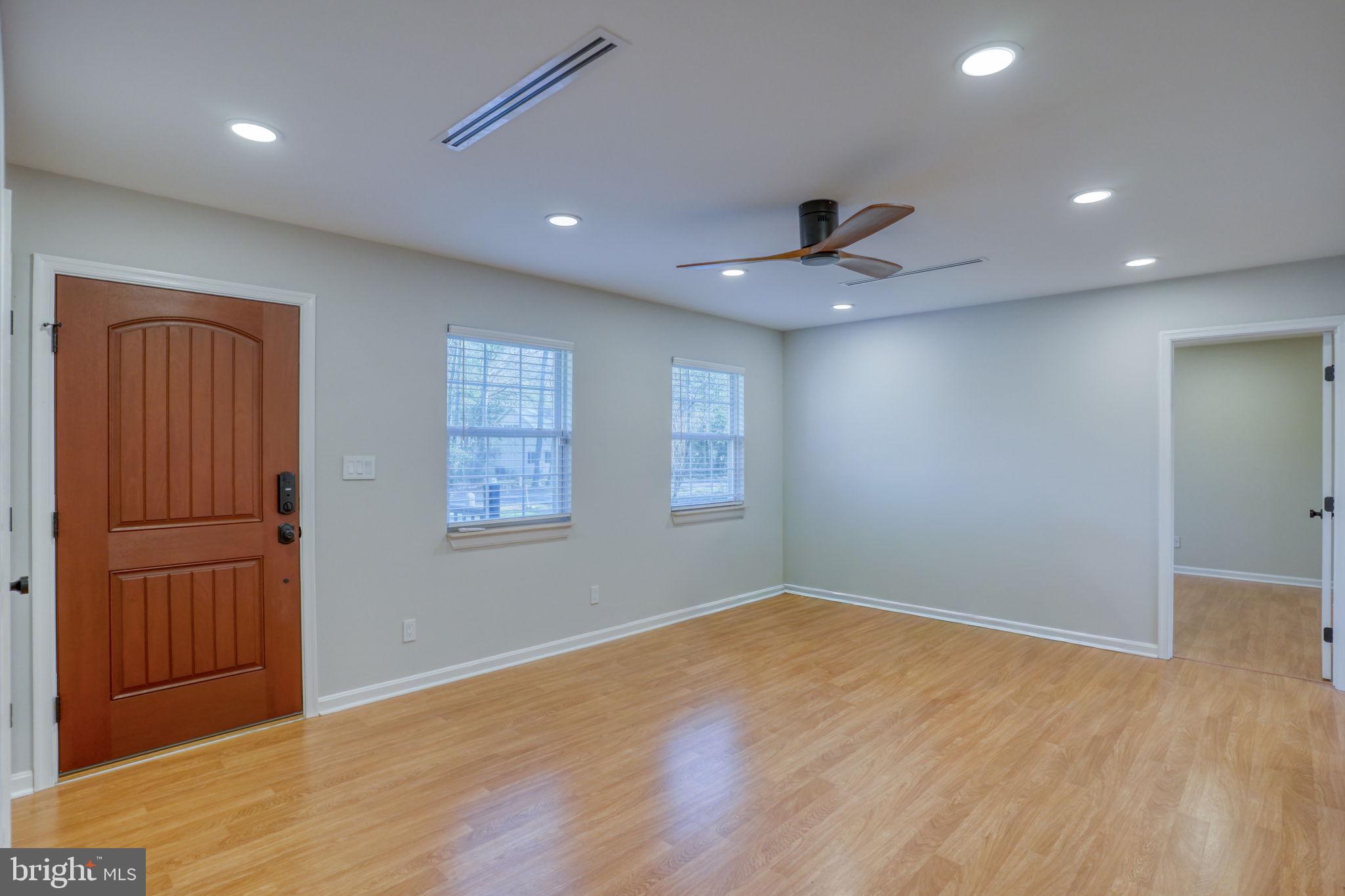 LOCHWOOD - Residential