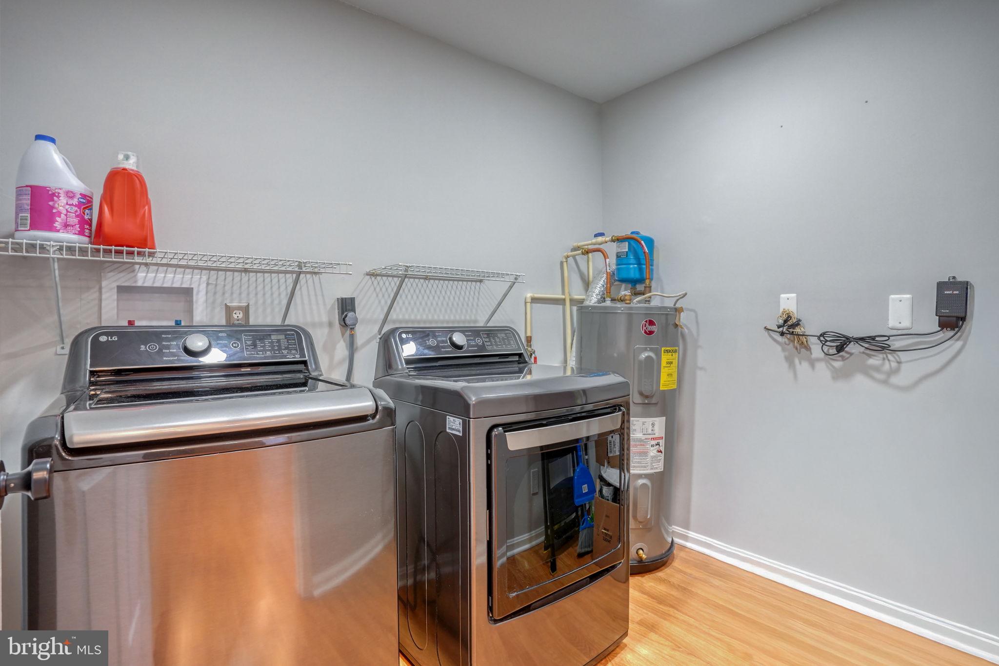 LOCHWOOD - Residential