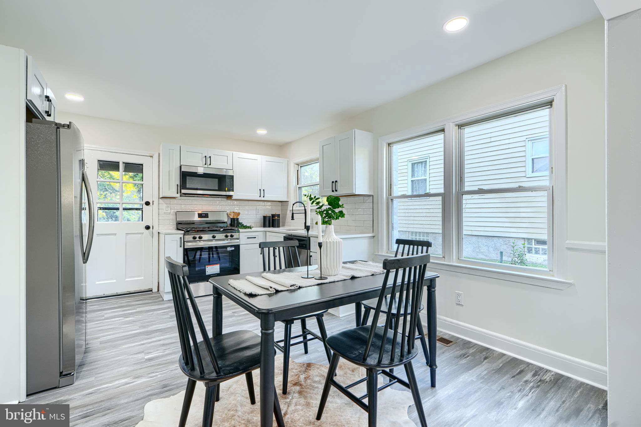 ROSEDALE FARMS - Residential