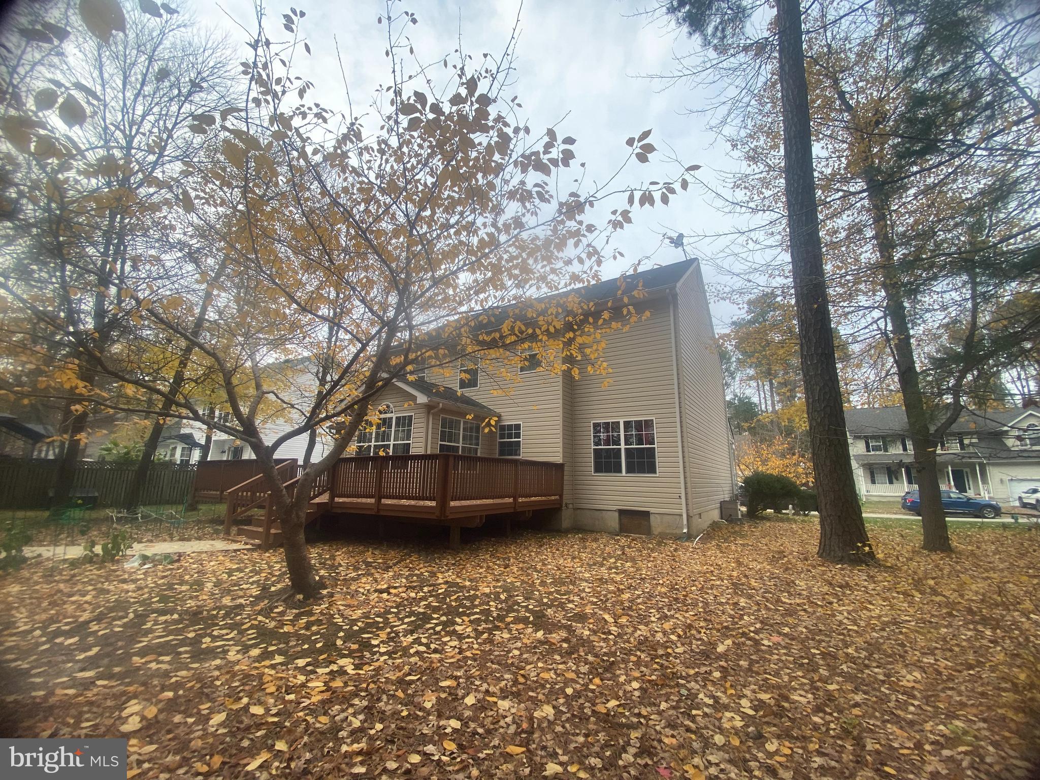 TIMBER LANE THE WOODS - Residential