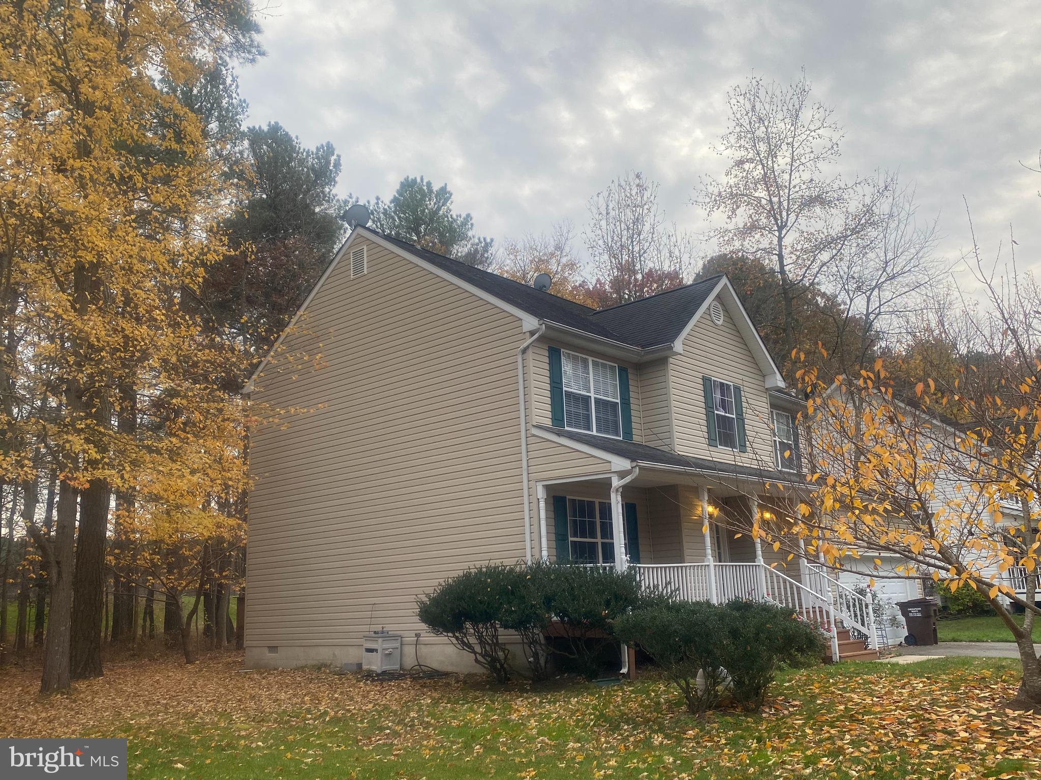TIMBER LANE THE WOODS - Residential