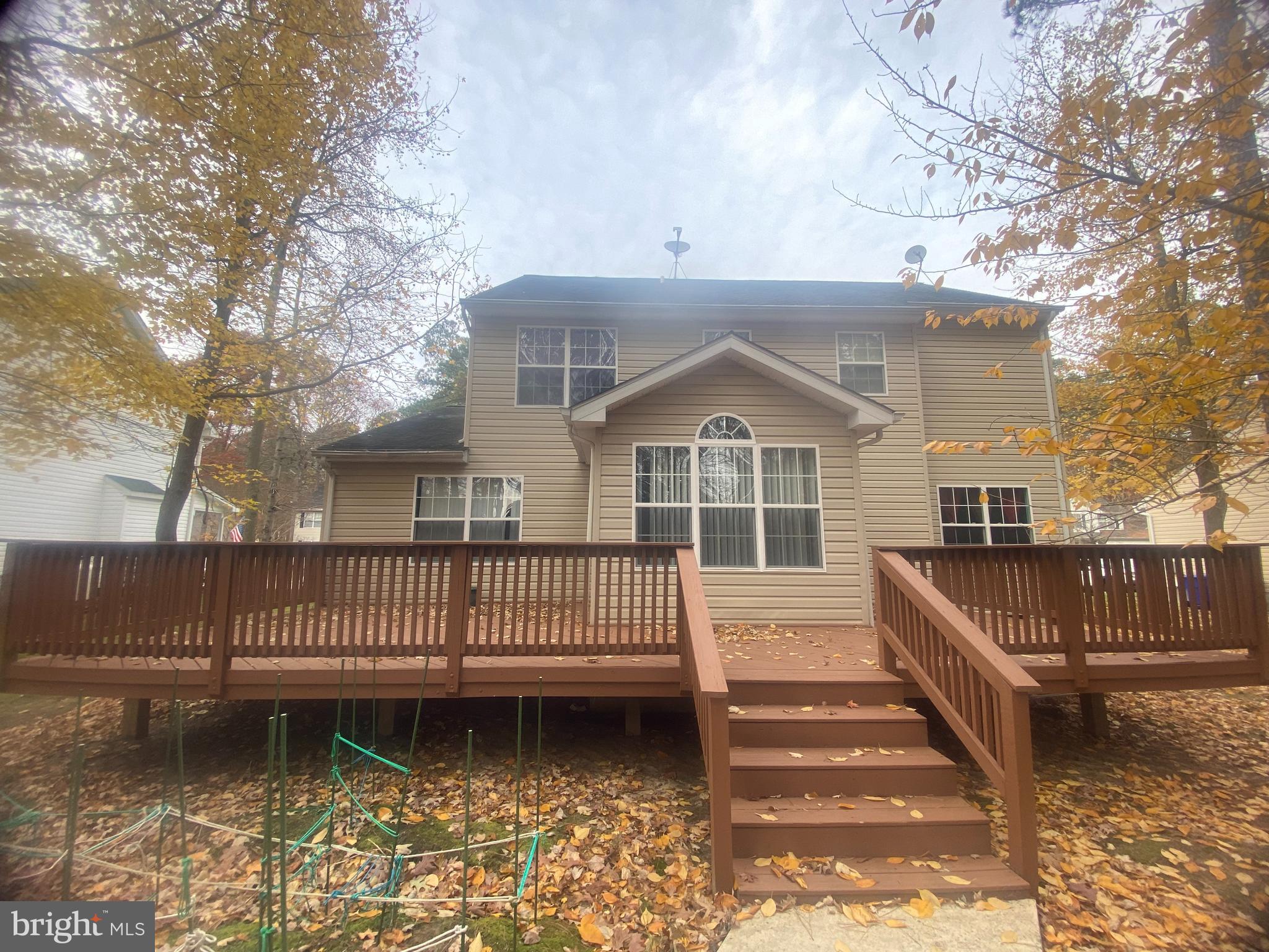 TIMBER LANE THE WOODS - Residential