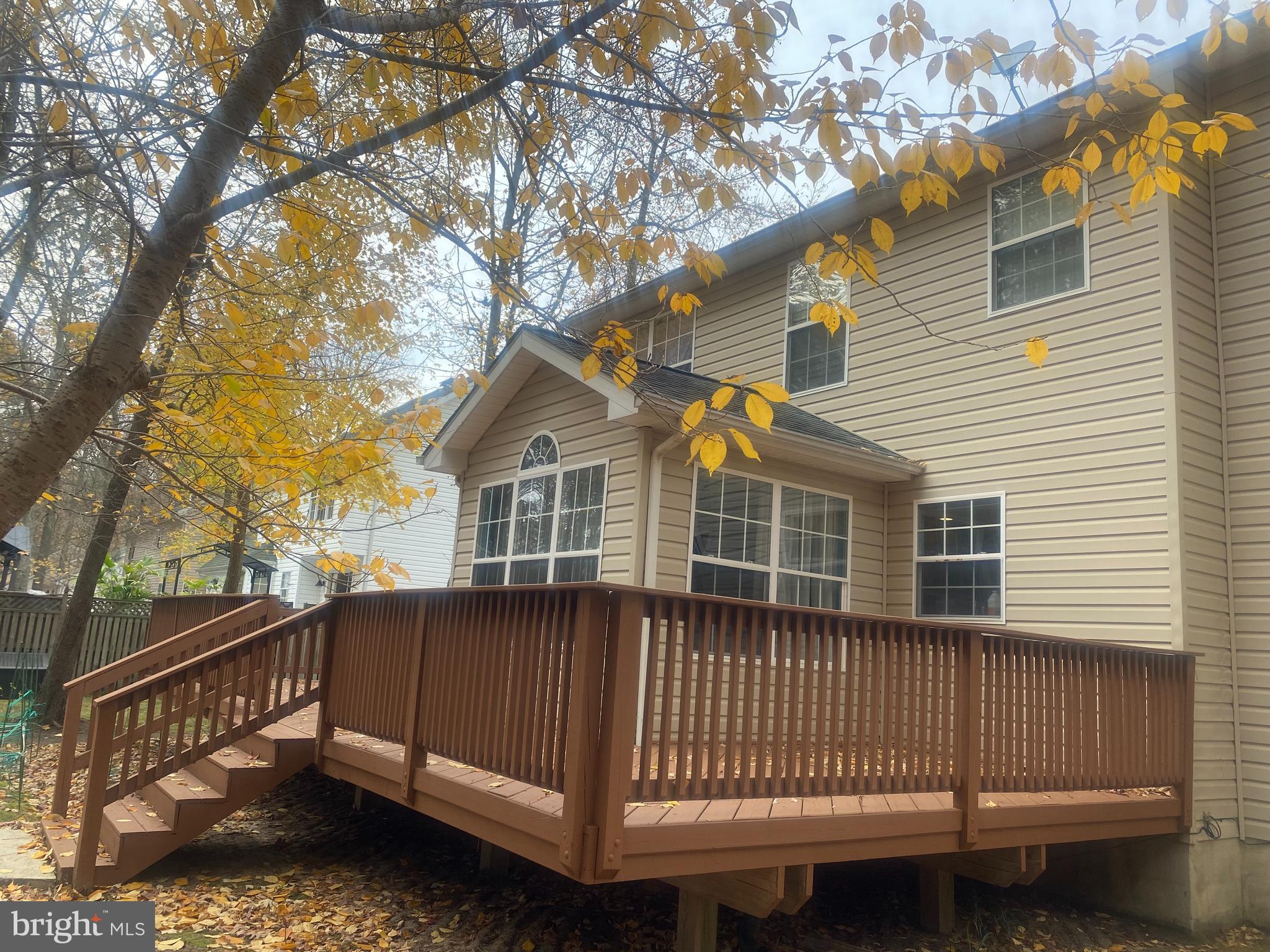TIMBER LANE THE WOODS - Residential