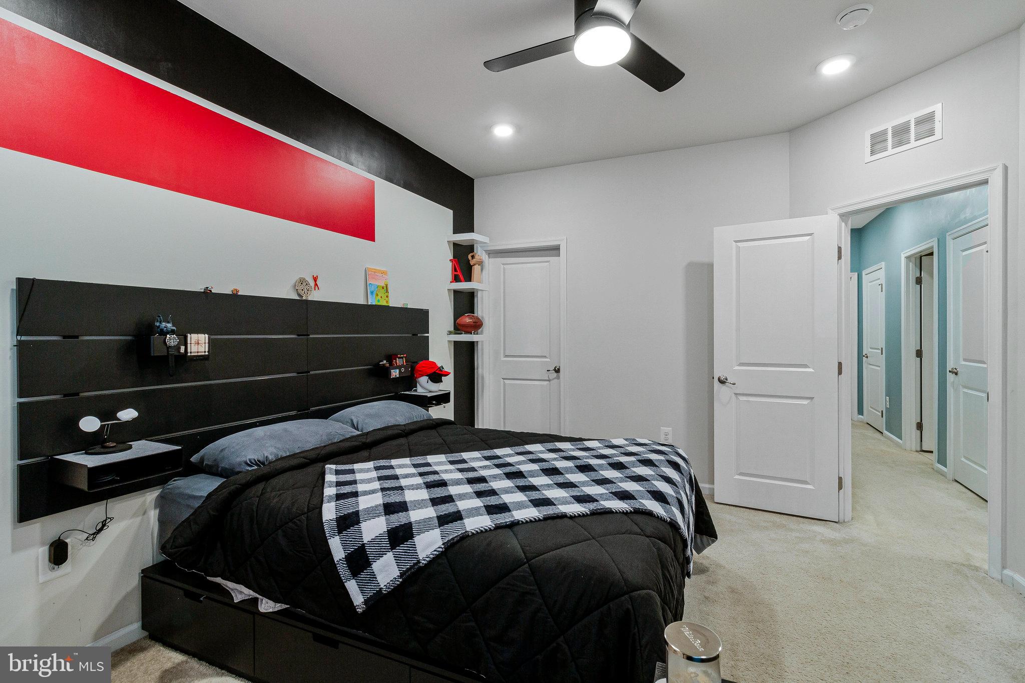 EDITORS PARK - Residential