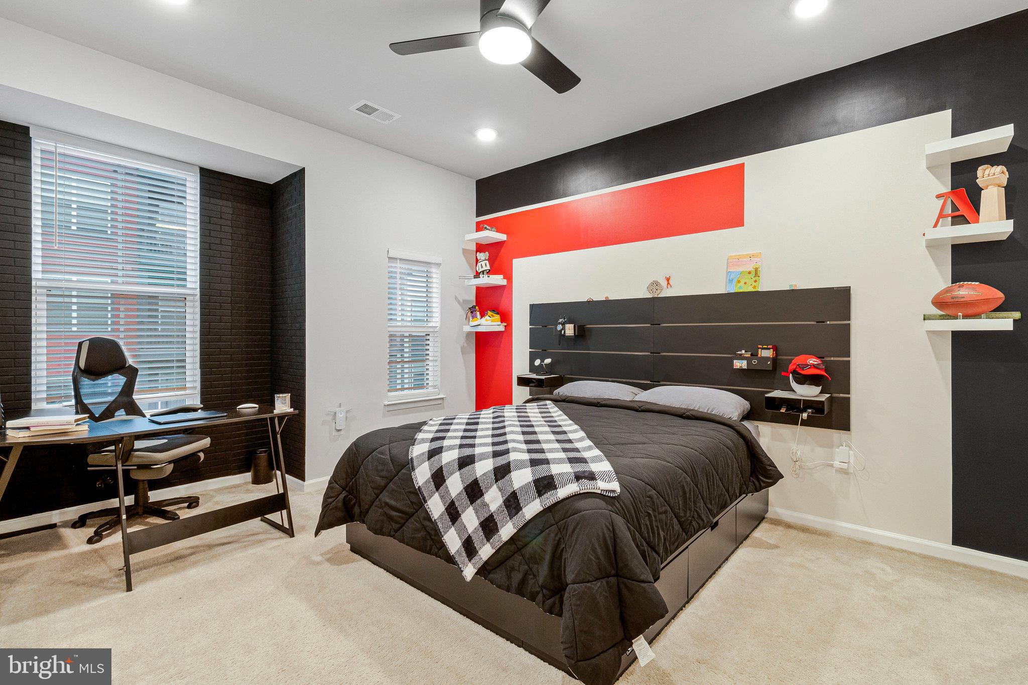 EDITORS PARK - Residential