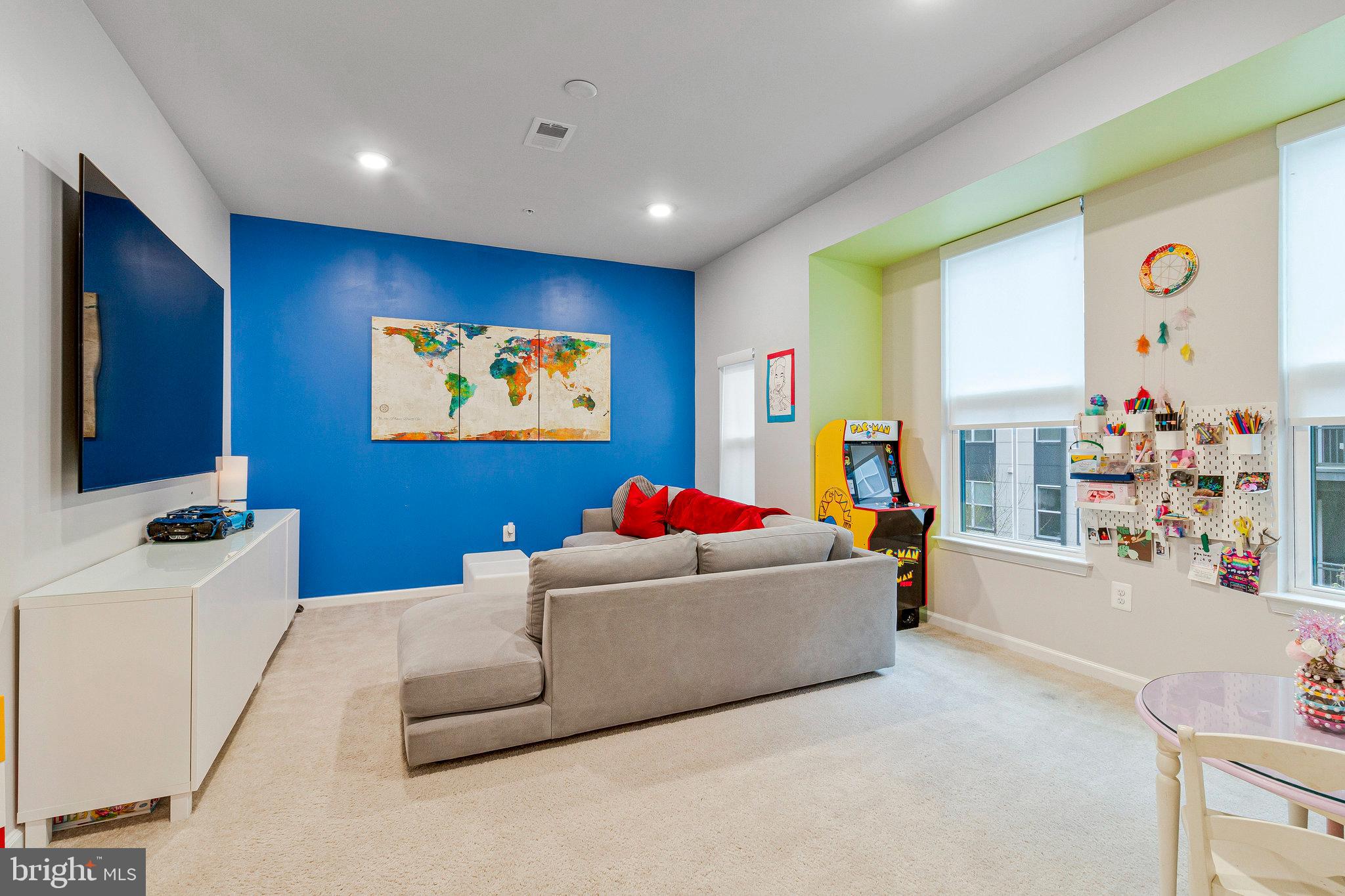 EDITORS PARK - Residential