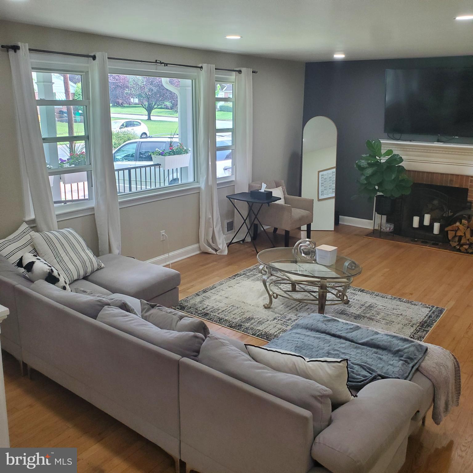 HILLCREST HEIGHTS - Residential