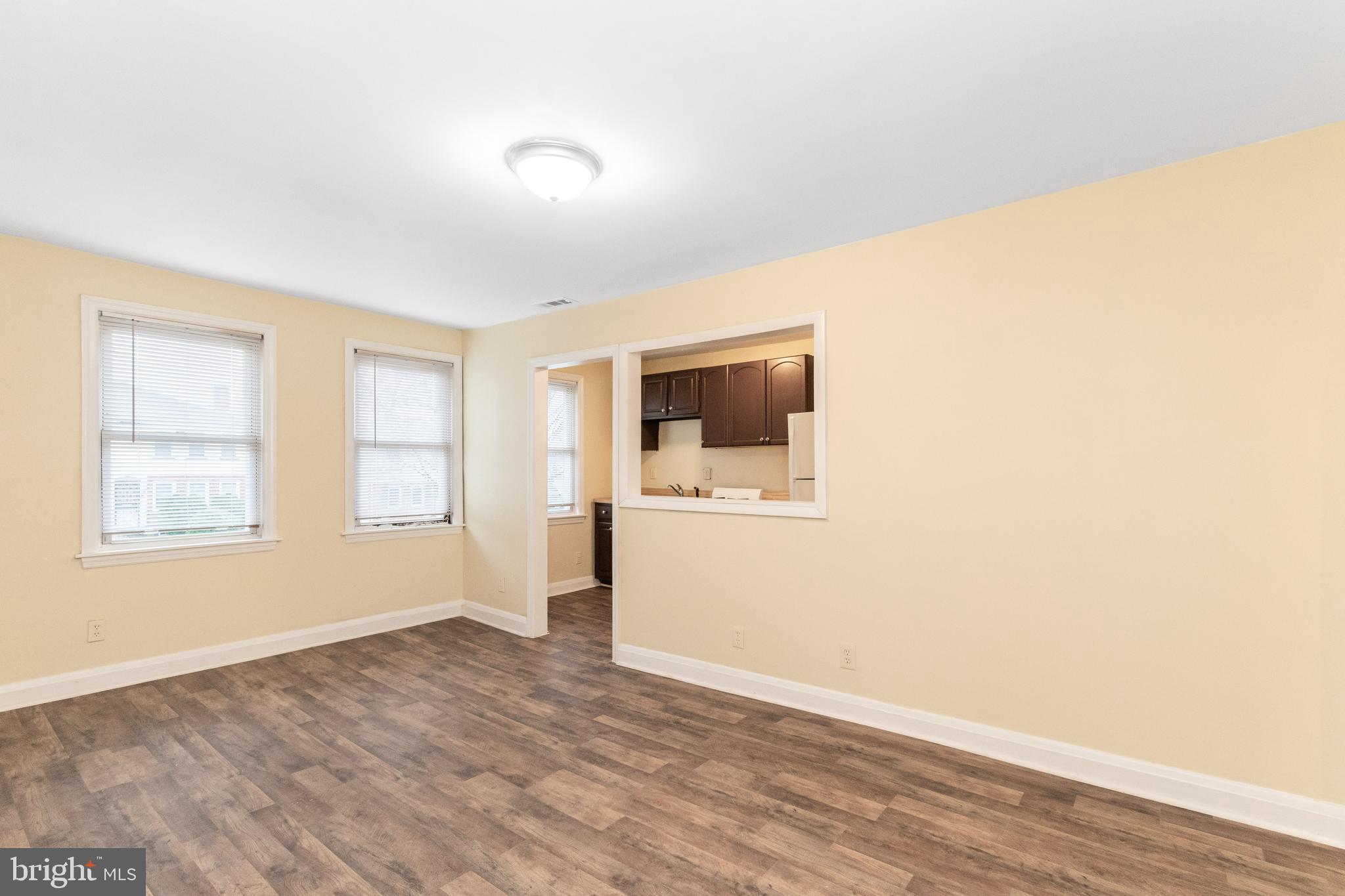 FRANKFORD - Residential Lease