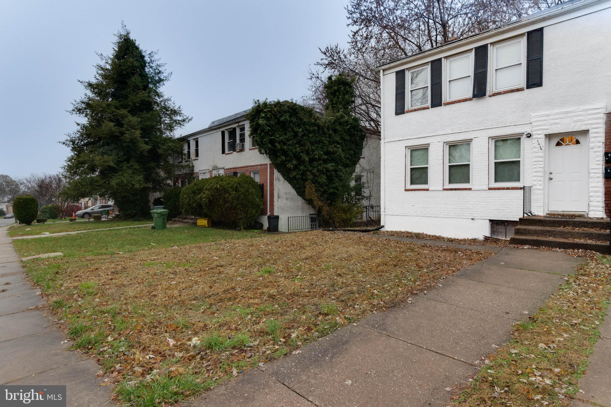 FRANKFORD - Residential Lease