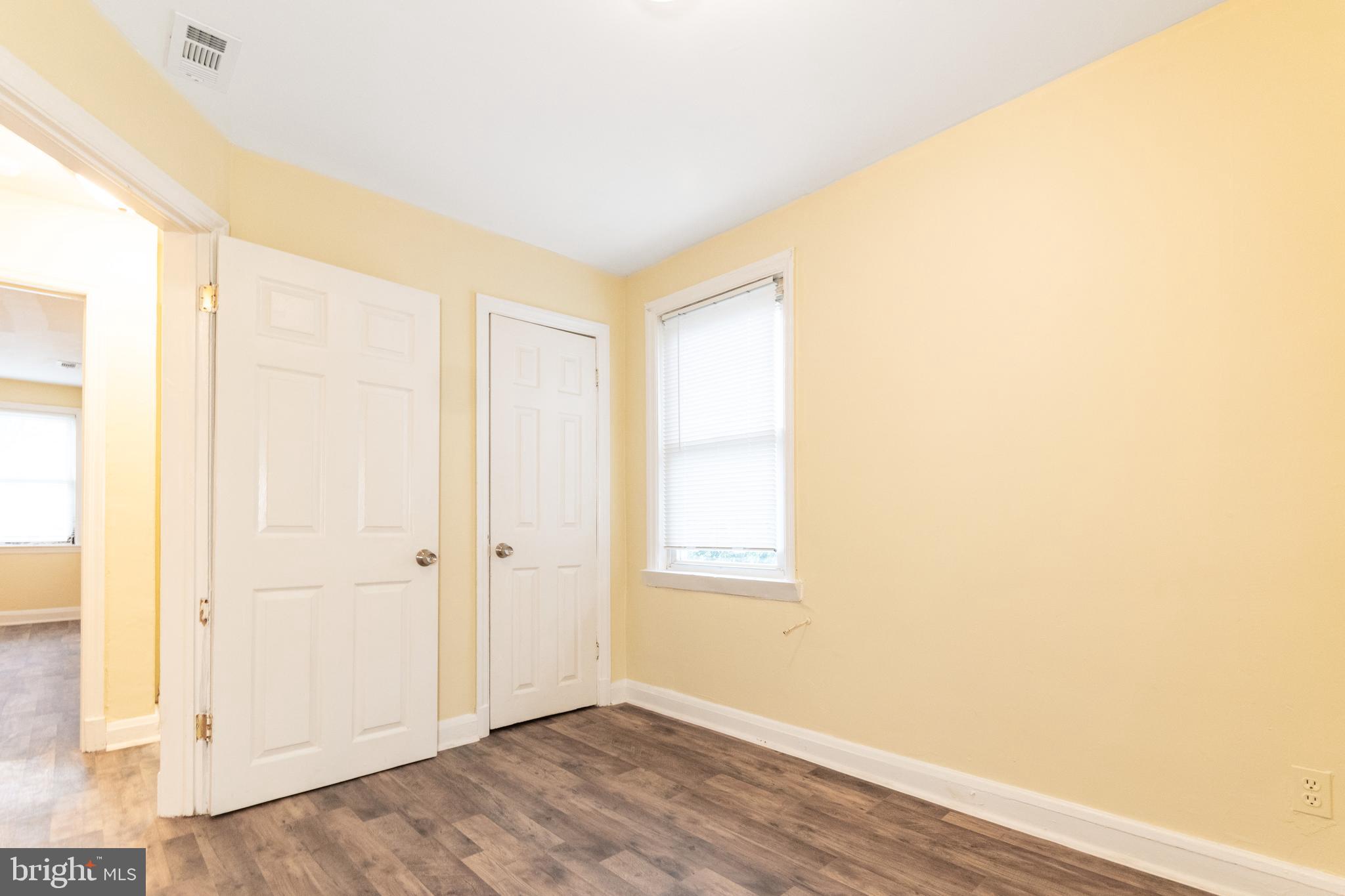 FRANKFORD - Residential Lease