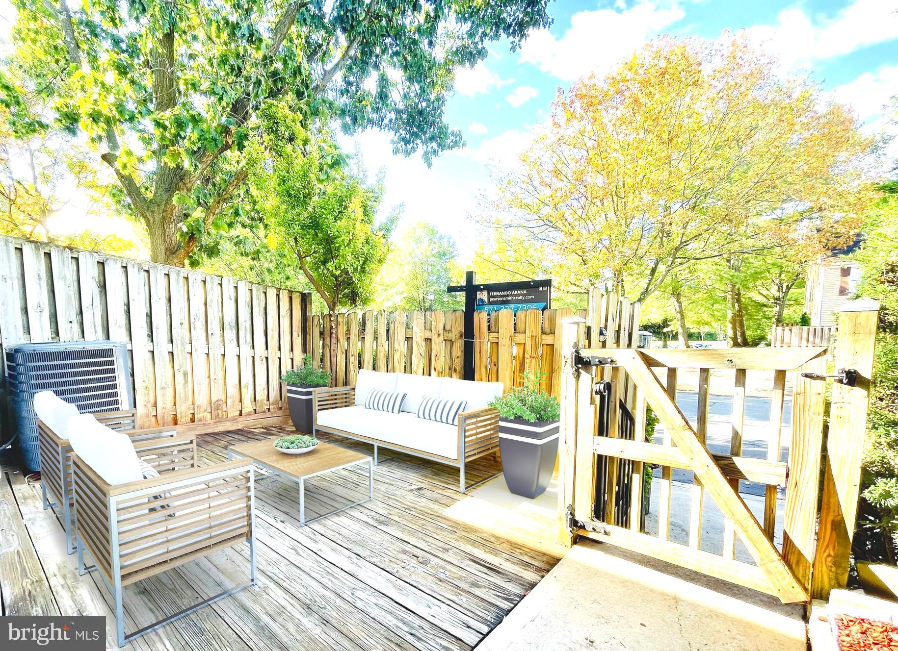 CHURCHILL TOWN SECTOR - Residential