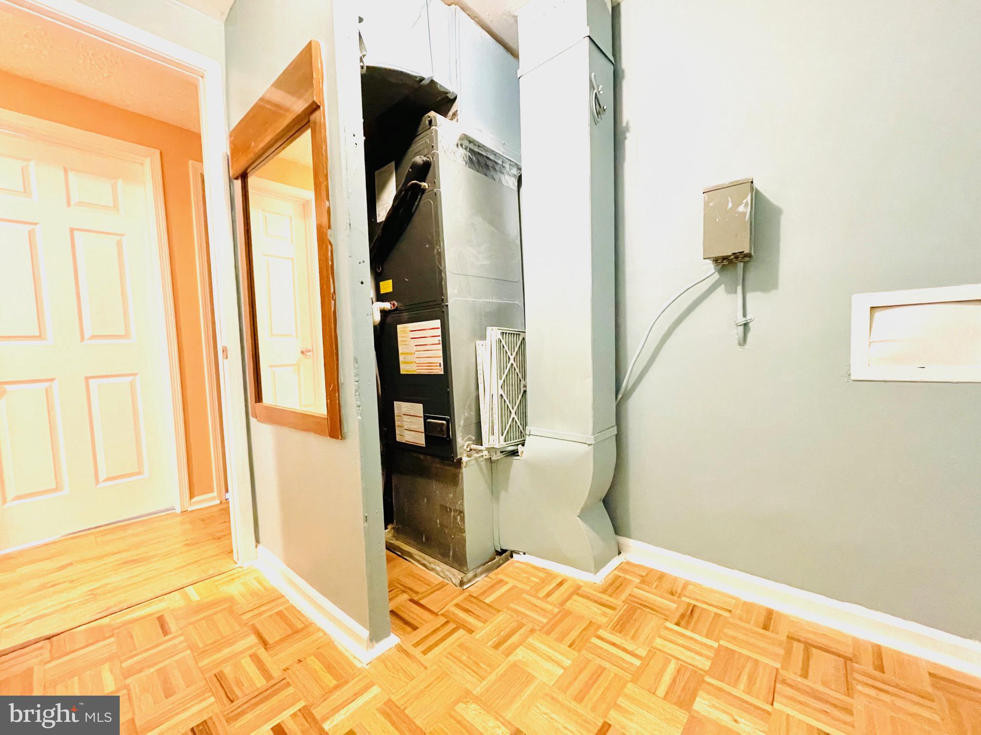 CHURCHILL TOWN SECTOR - Residential