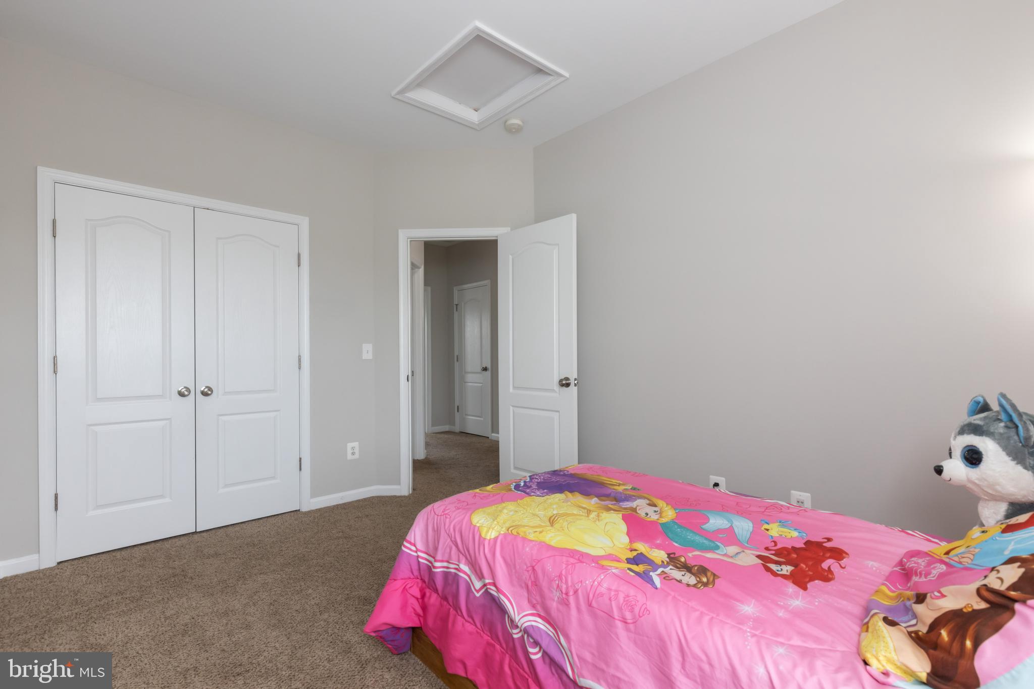 LANSDOWNE ON THE POTOMAC - Residential