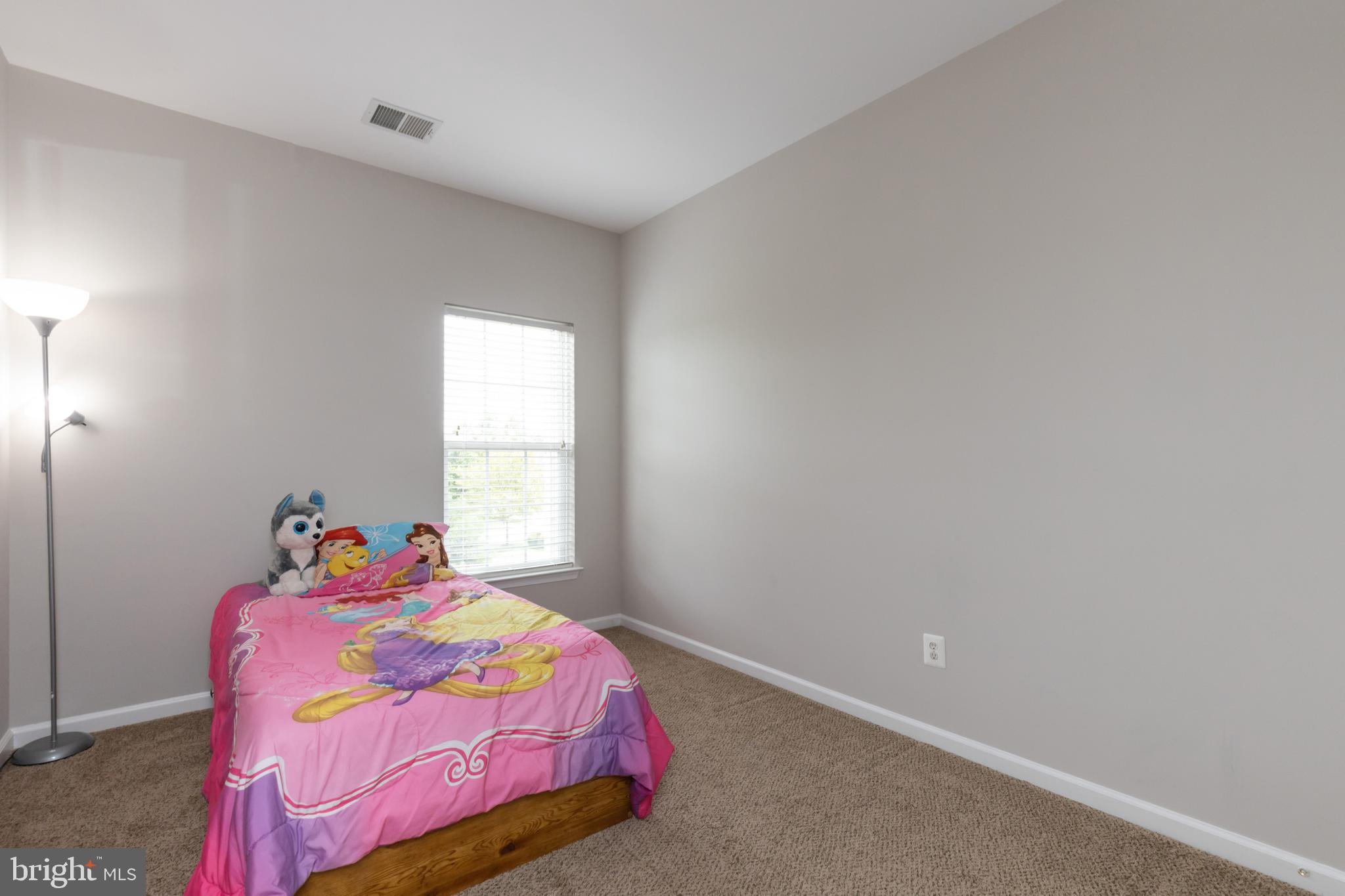 LANSDOWNE ON THE POTOMAC - Residential