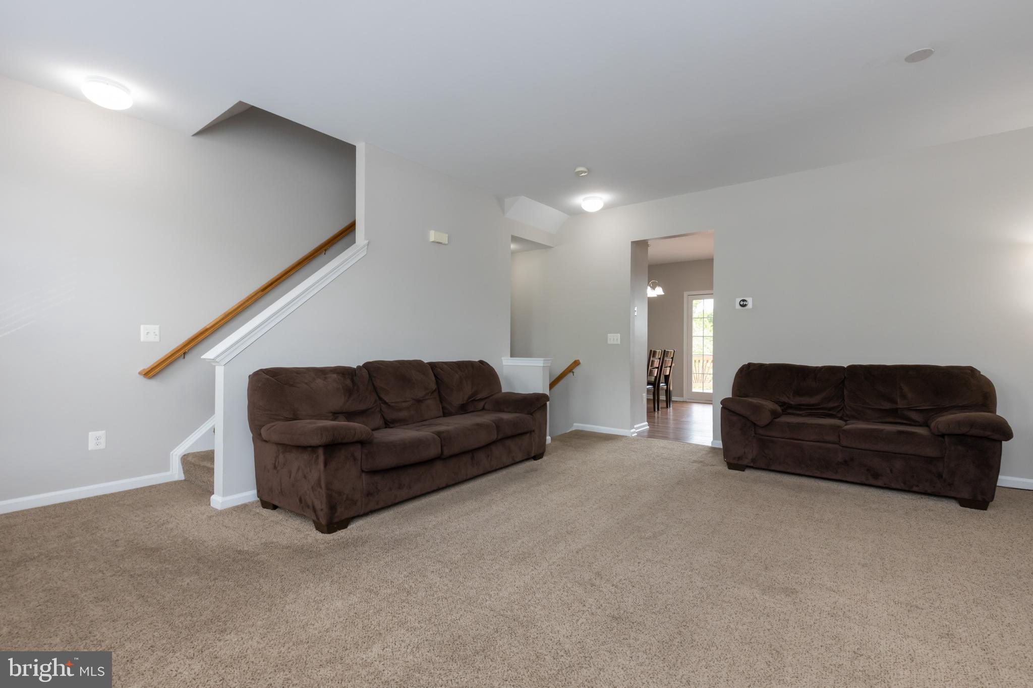 LANSDOWNE ON THE POTOMAC - Residential