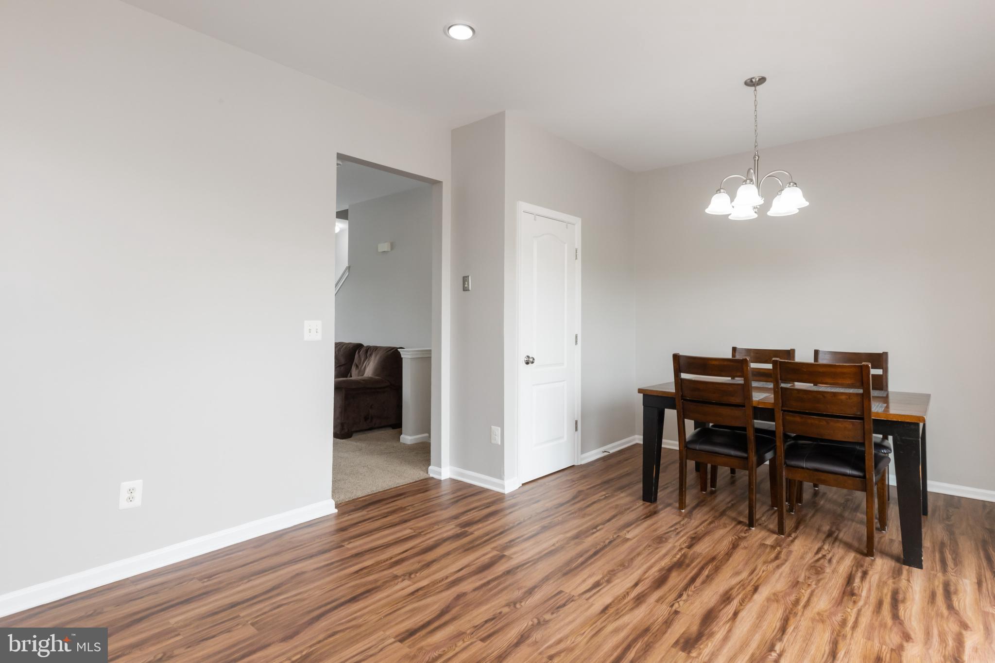 LANSDOWNE ON THE POTOMAC - Residential