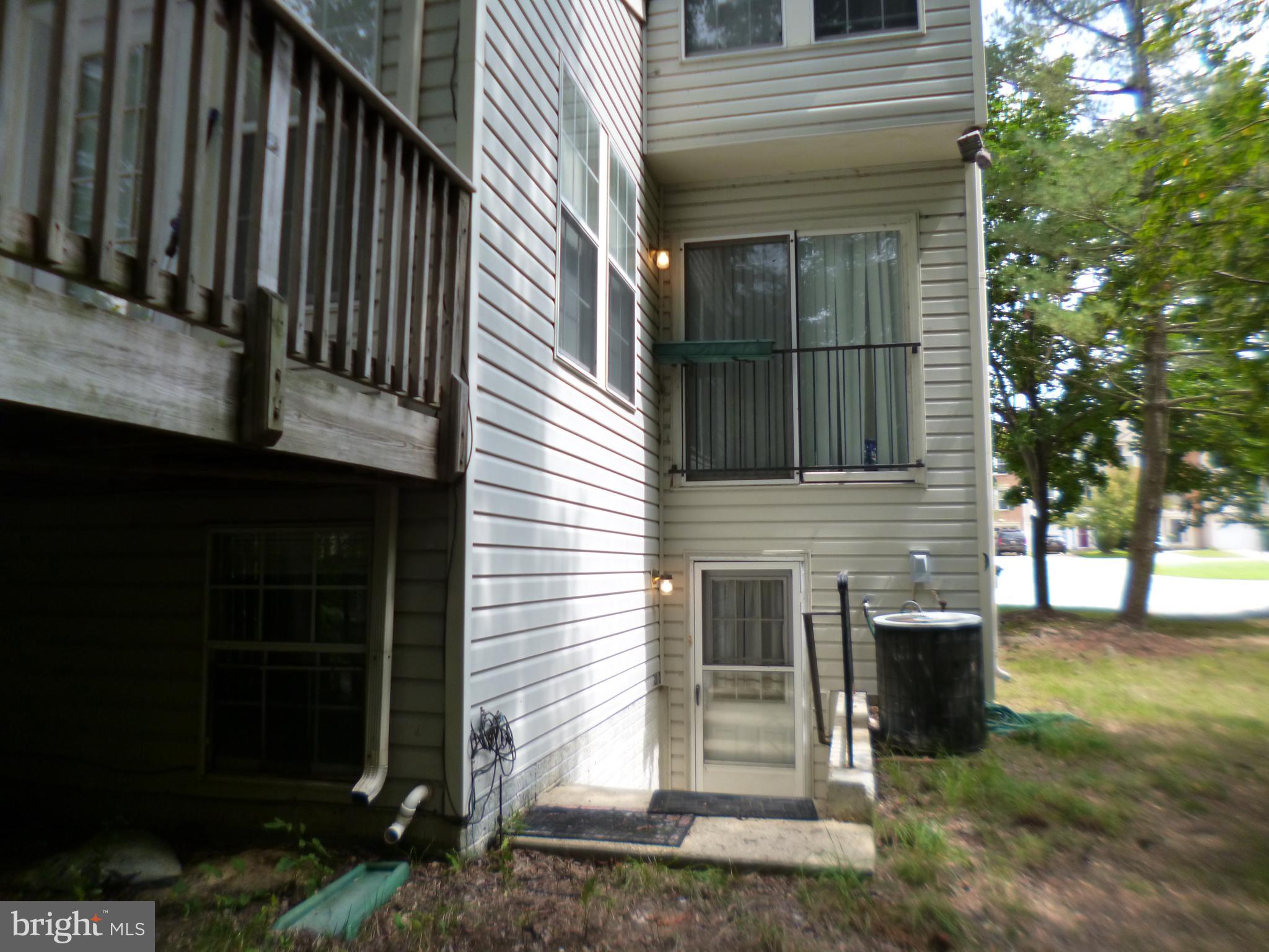 LAKEWOOD EST SUB - Residential Lease