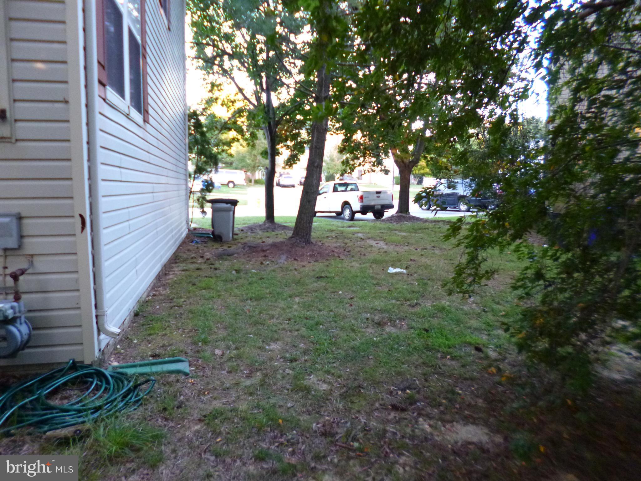 LAKEWOOD EST SUB - Residential Lease