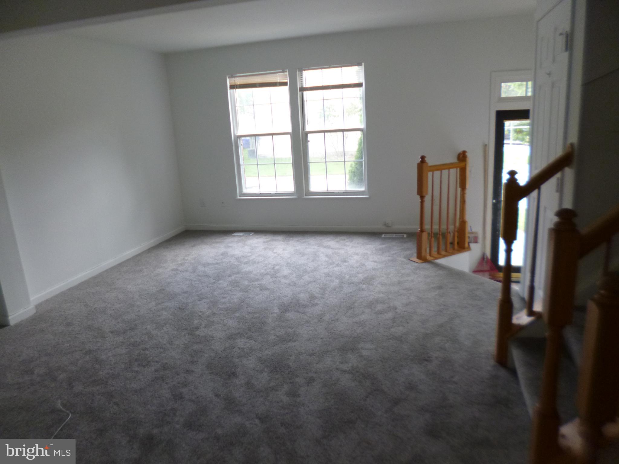 LAKEWOOD EST SUB - Residential Lease