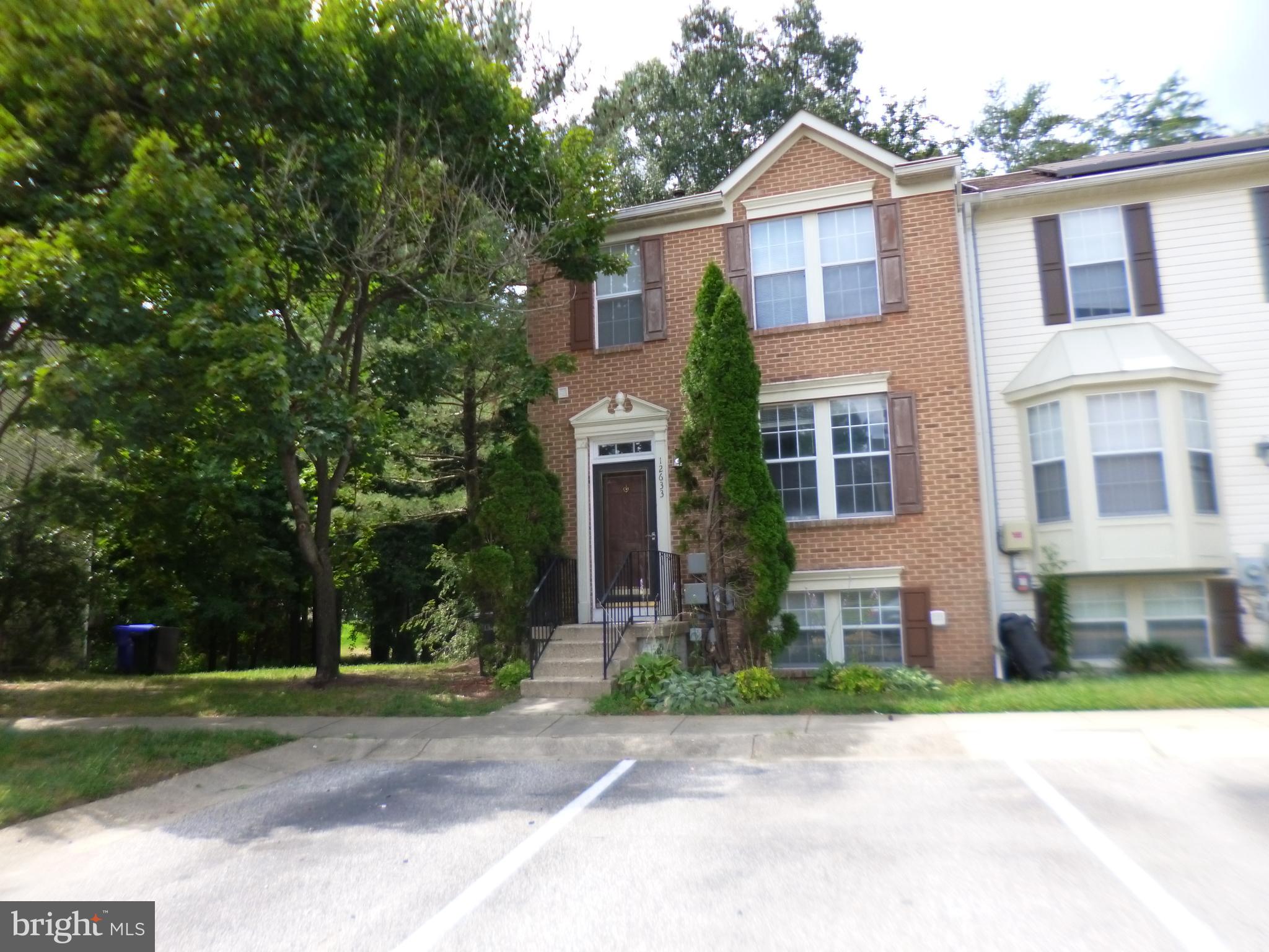 LAKEWOOD EST SUB - Residential Lease