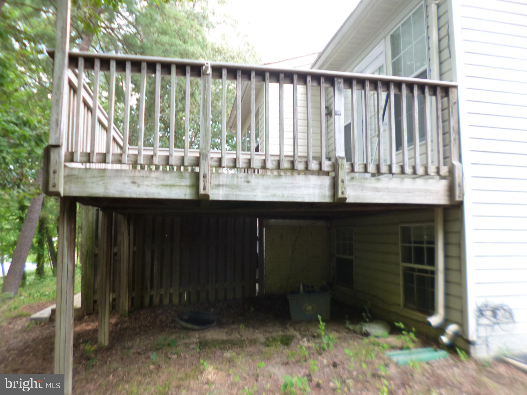 LAKEWOOD EST SUB - Residential Lease