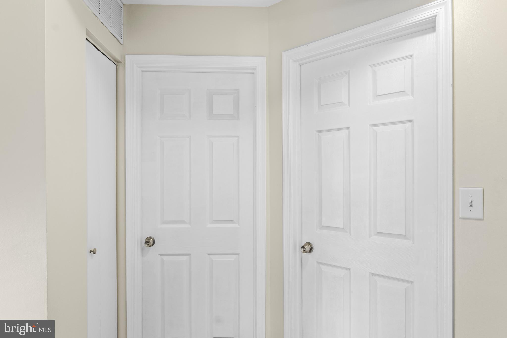 STONEY BEACH - Residential