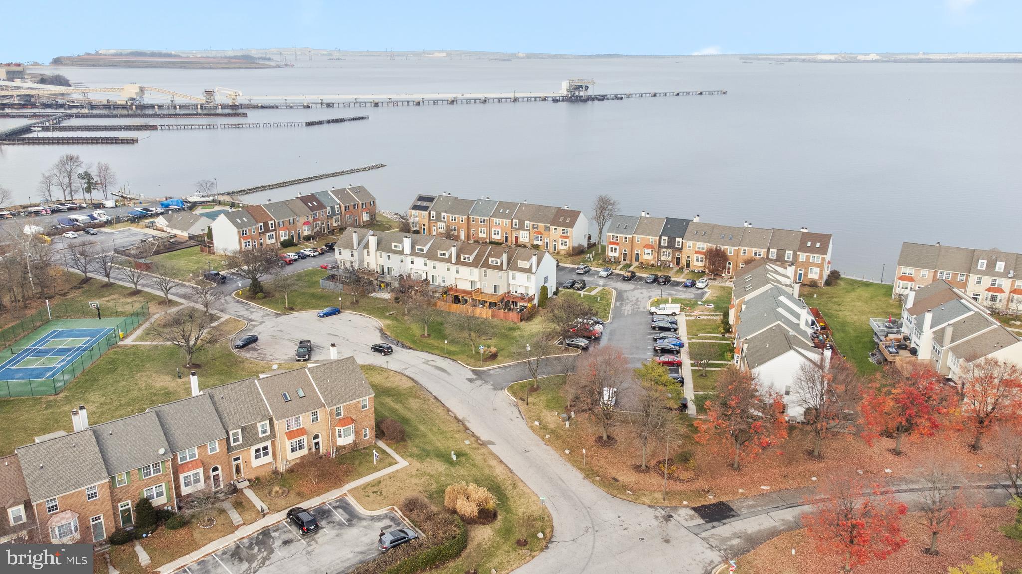 STONEY BEACH - Residential