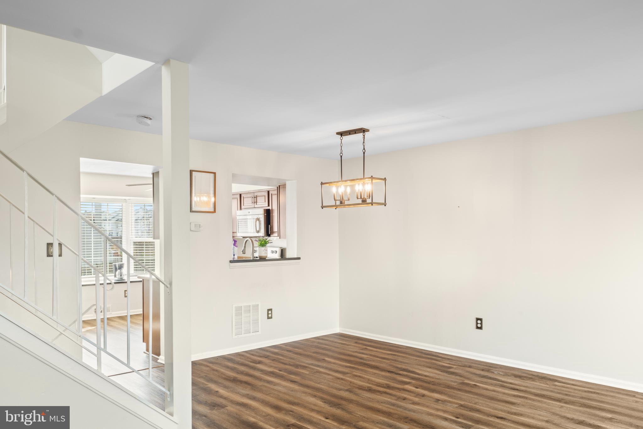 STONEY BEACH - Residential