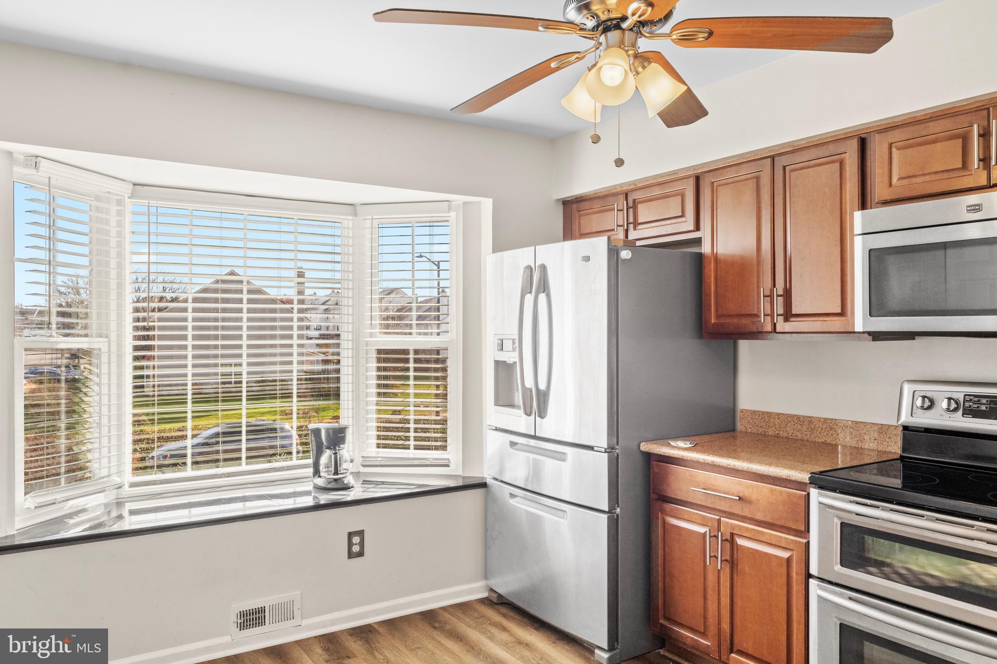 STONEY BEACH - Residential