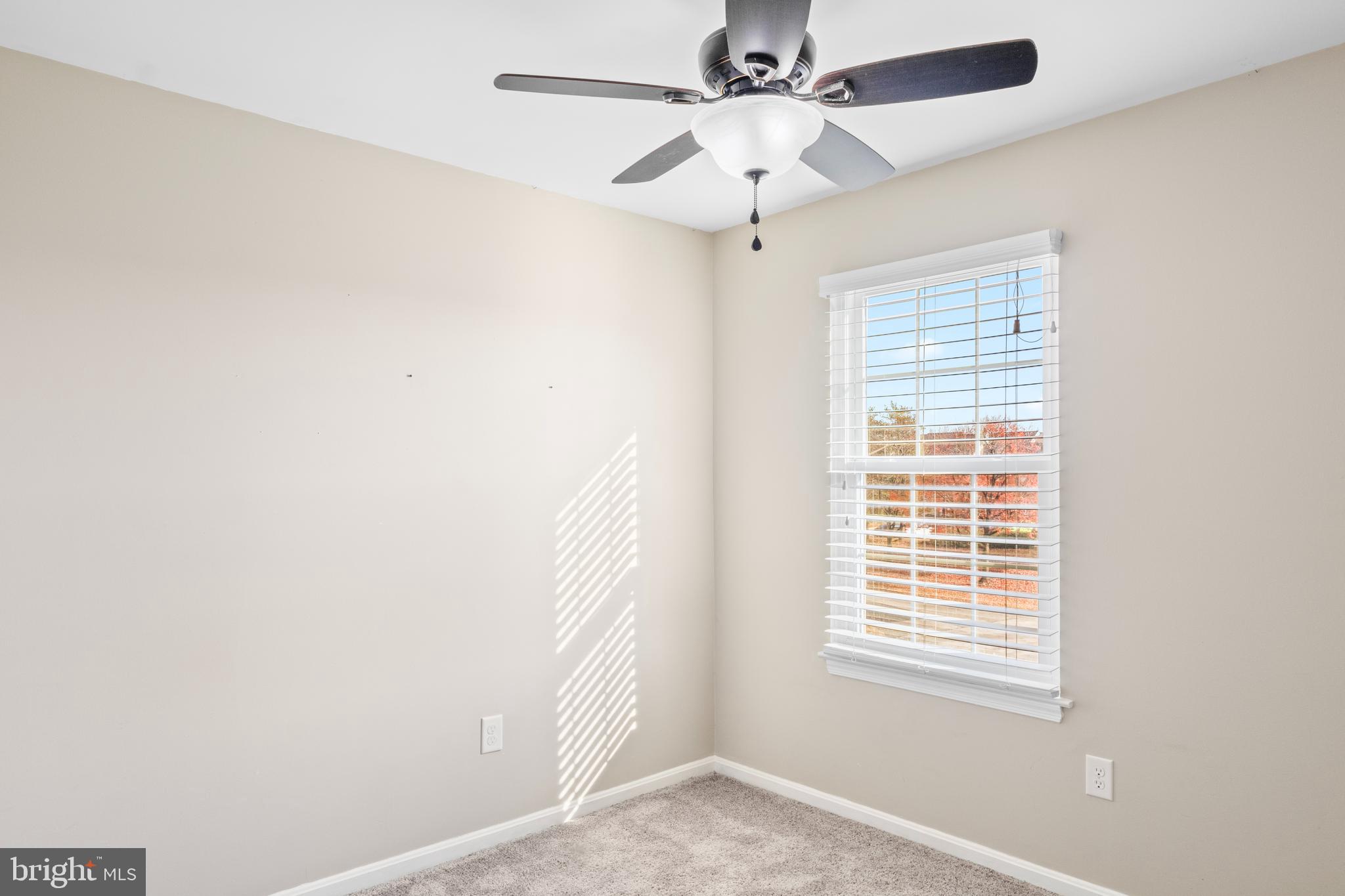 STONEY BEACH - Residential