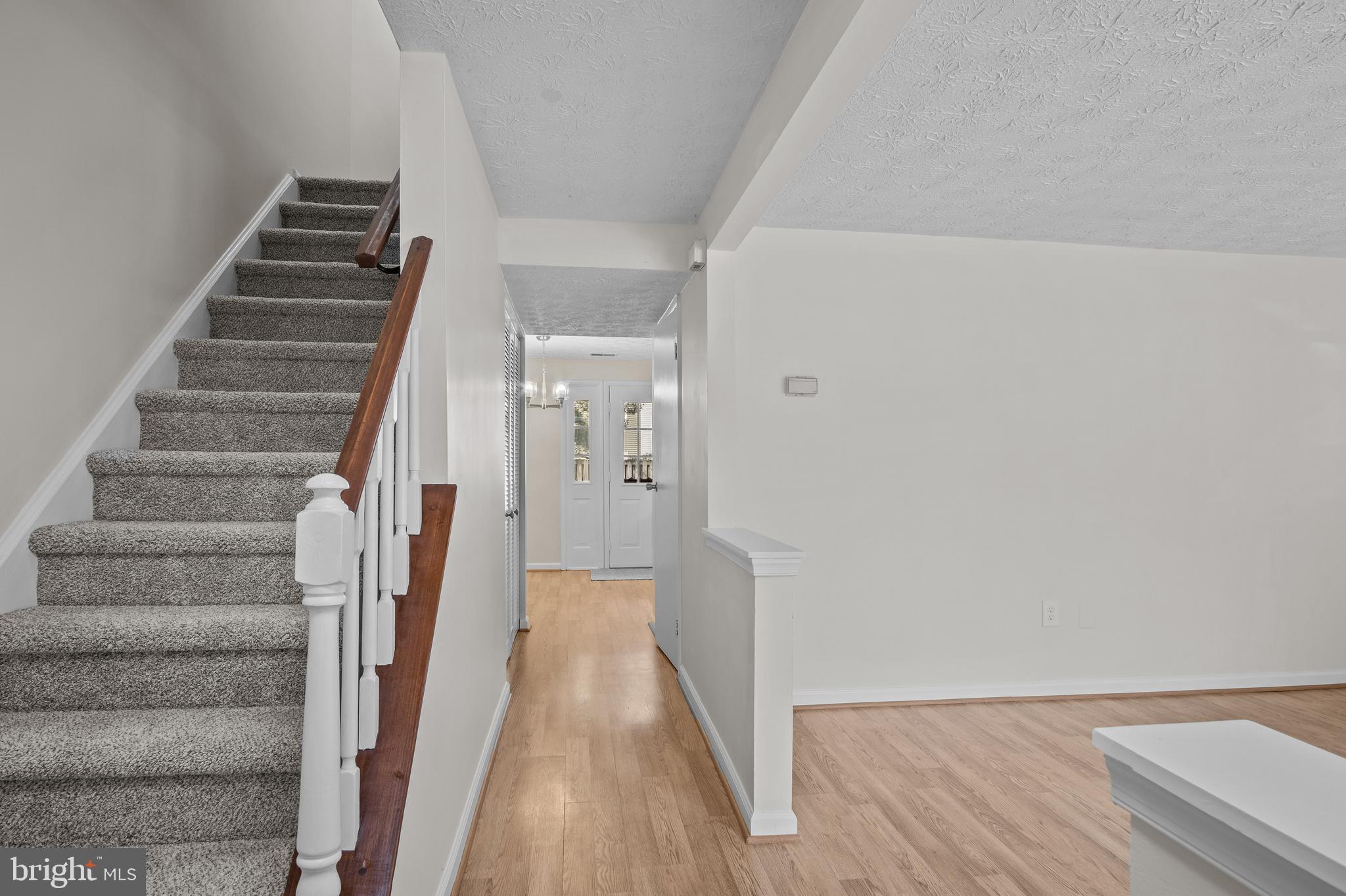 MURRAY HILL - Residential